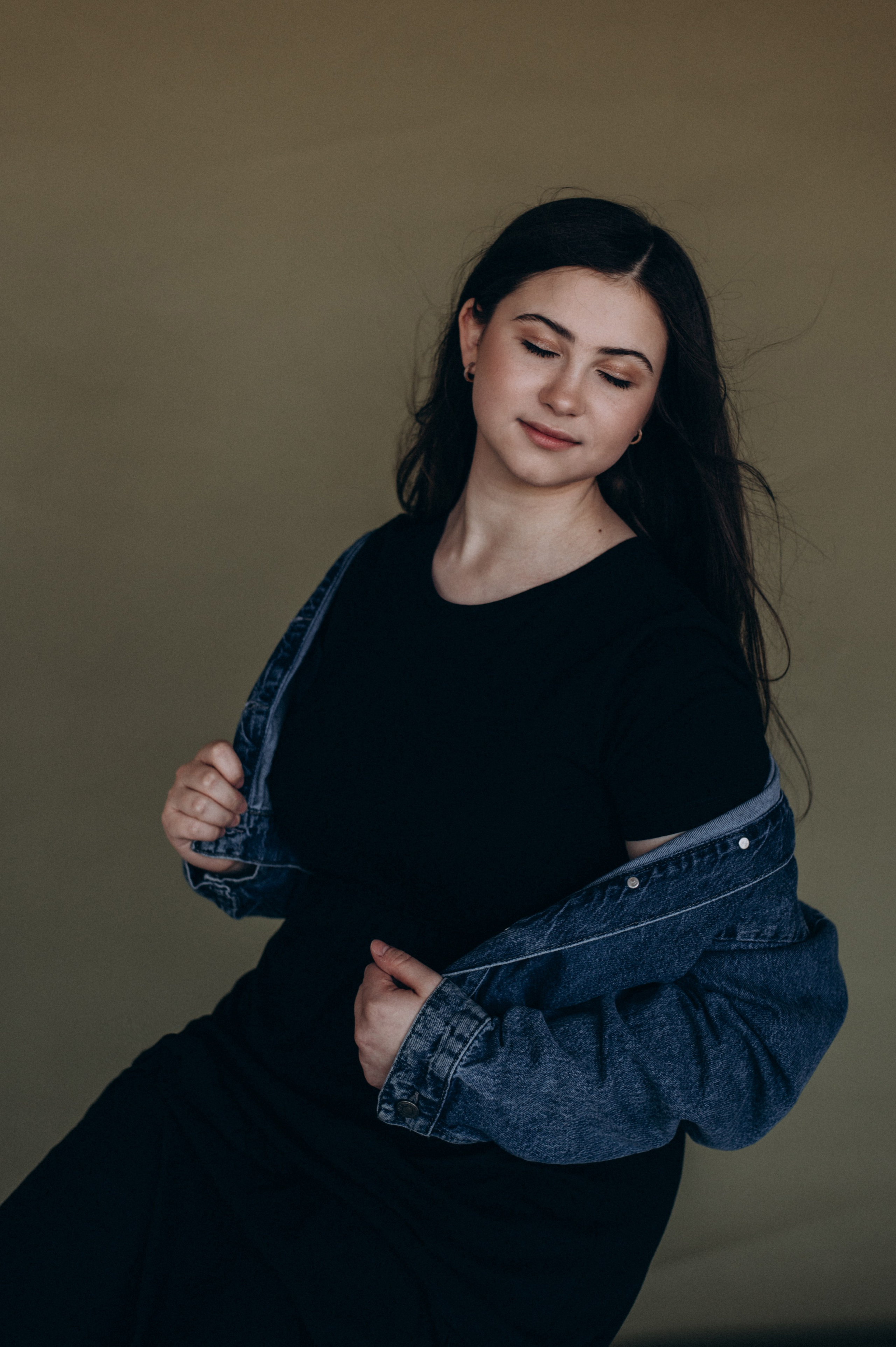 Індивідуальна фотосесія у студії, зйомка з домашнім улюбленцем. Сімейний, дитячий та індивідуальний фотограф в м. Тернопіль, м. Львів