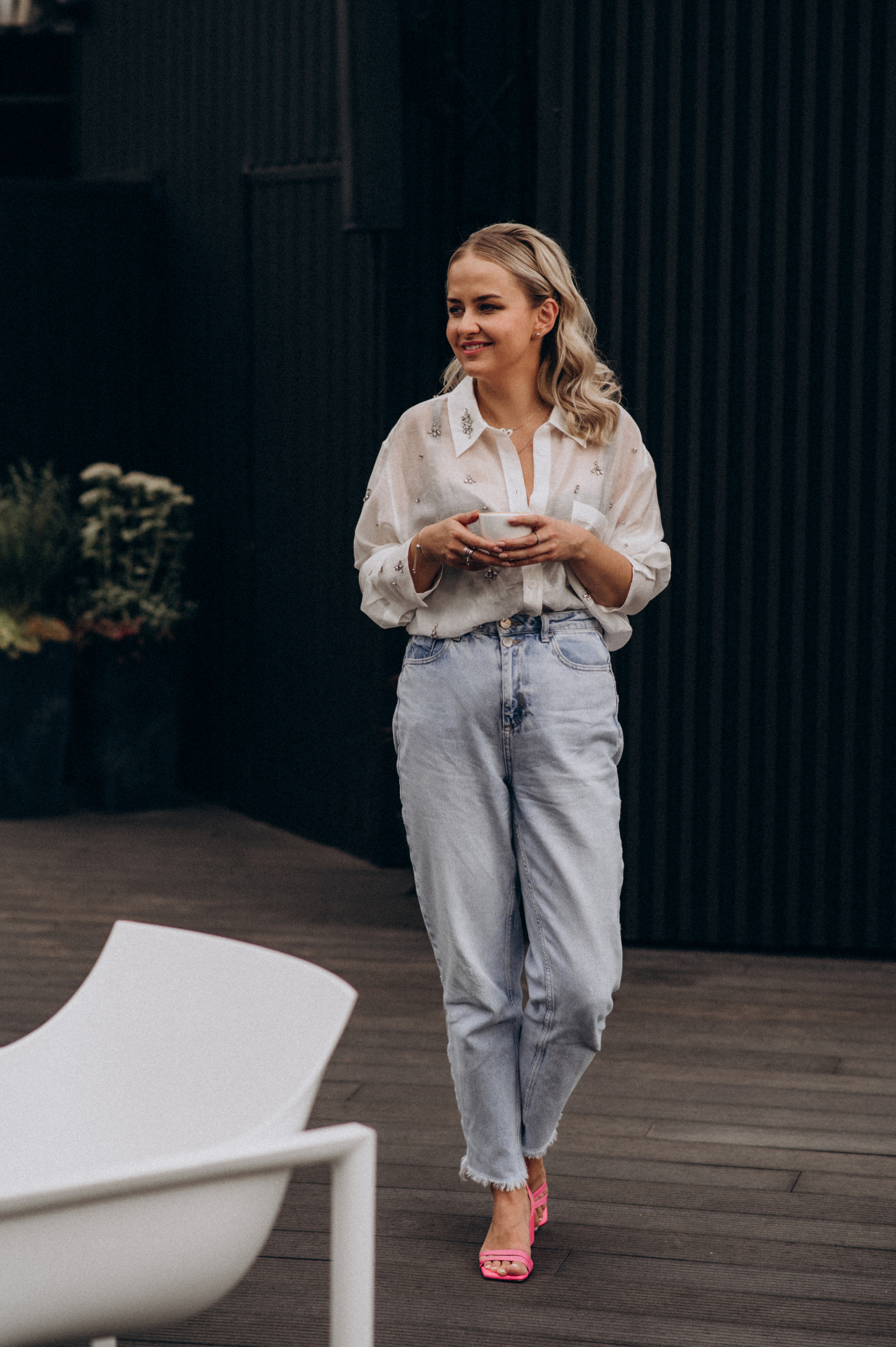 Індивідуальна контент зйомка фотосесія у кавярні кафе. Сімейний, дитячий та індивідуальний фотограф в м. Тернопіль, м. Львів