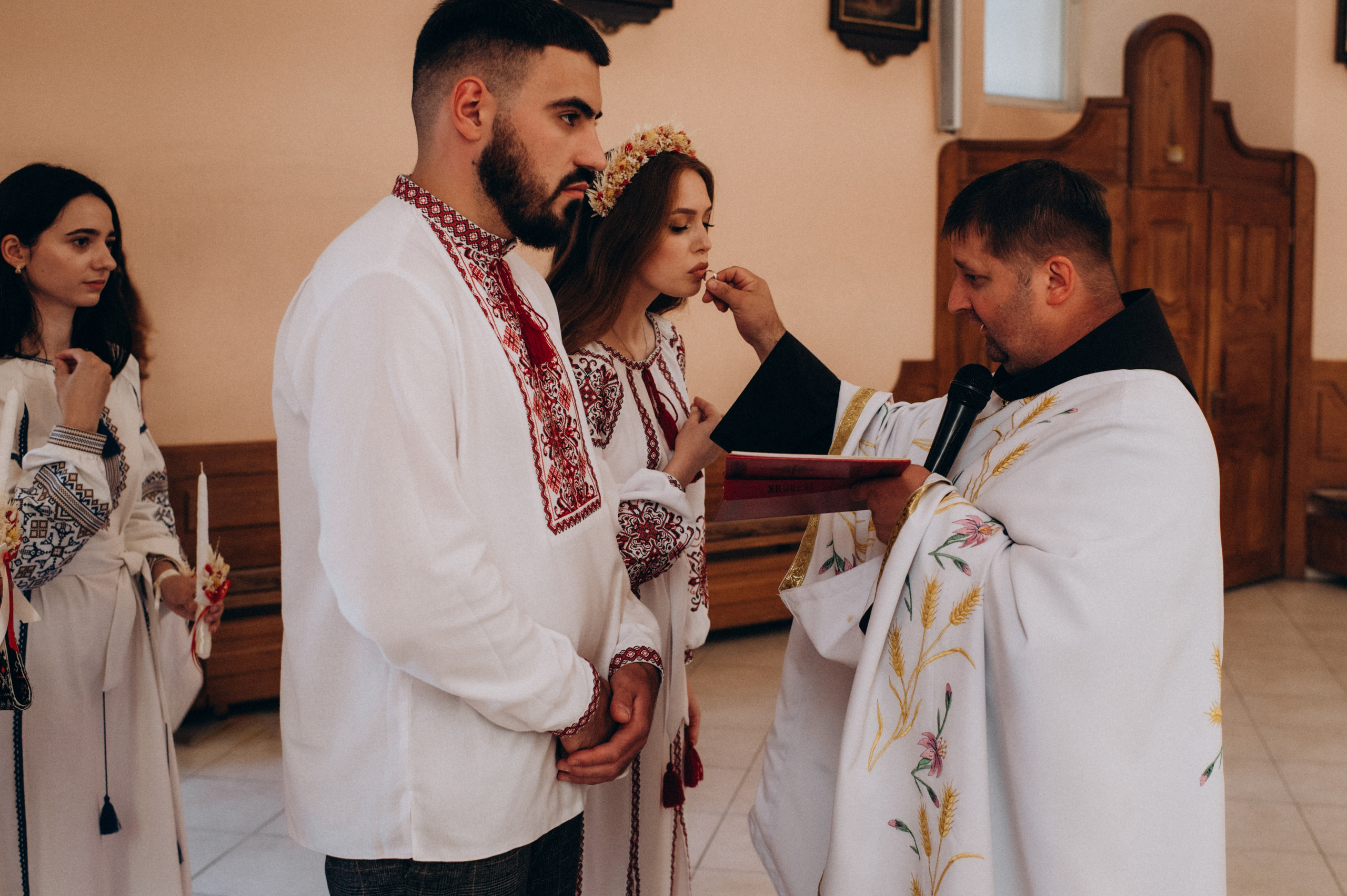 Фотосесія весілля, фотосесія вінчання Тернопіль, весільний фотограф Тернопіль, весільна зйомка Тернопіль. Сімейний, дитячий та індивідуальний фотограф в м. Тернопіль, м. Львів