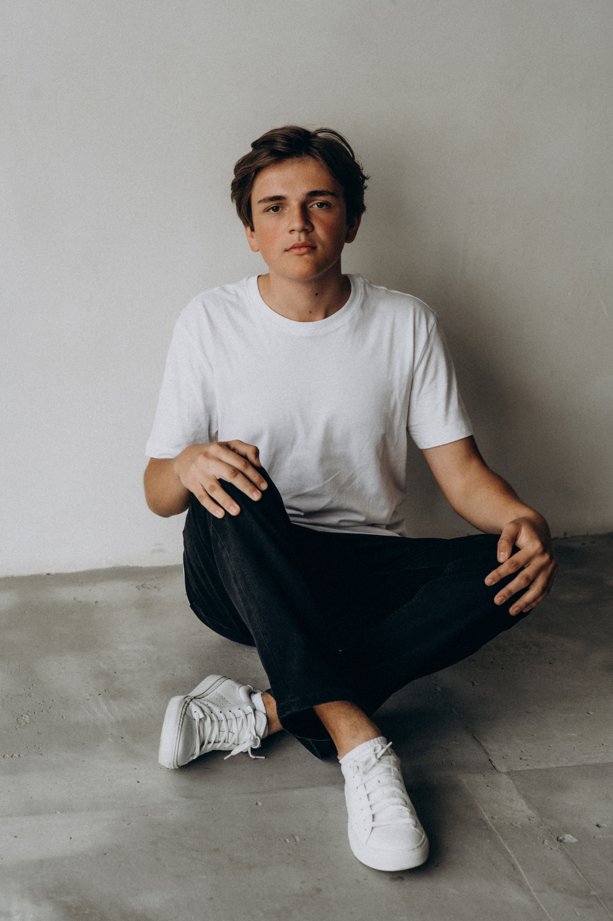 Фотосесія на віньєтки, фотосесія випускників, шкільна фотосесія. Сімейний, дитячий та індивідуальний фотограф в м. Тернопіль, м. Львів