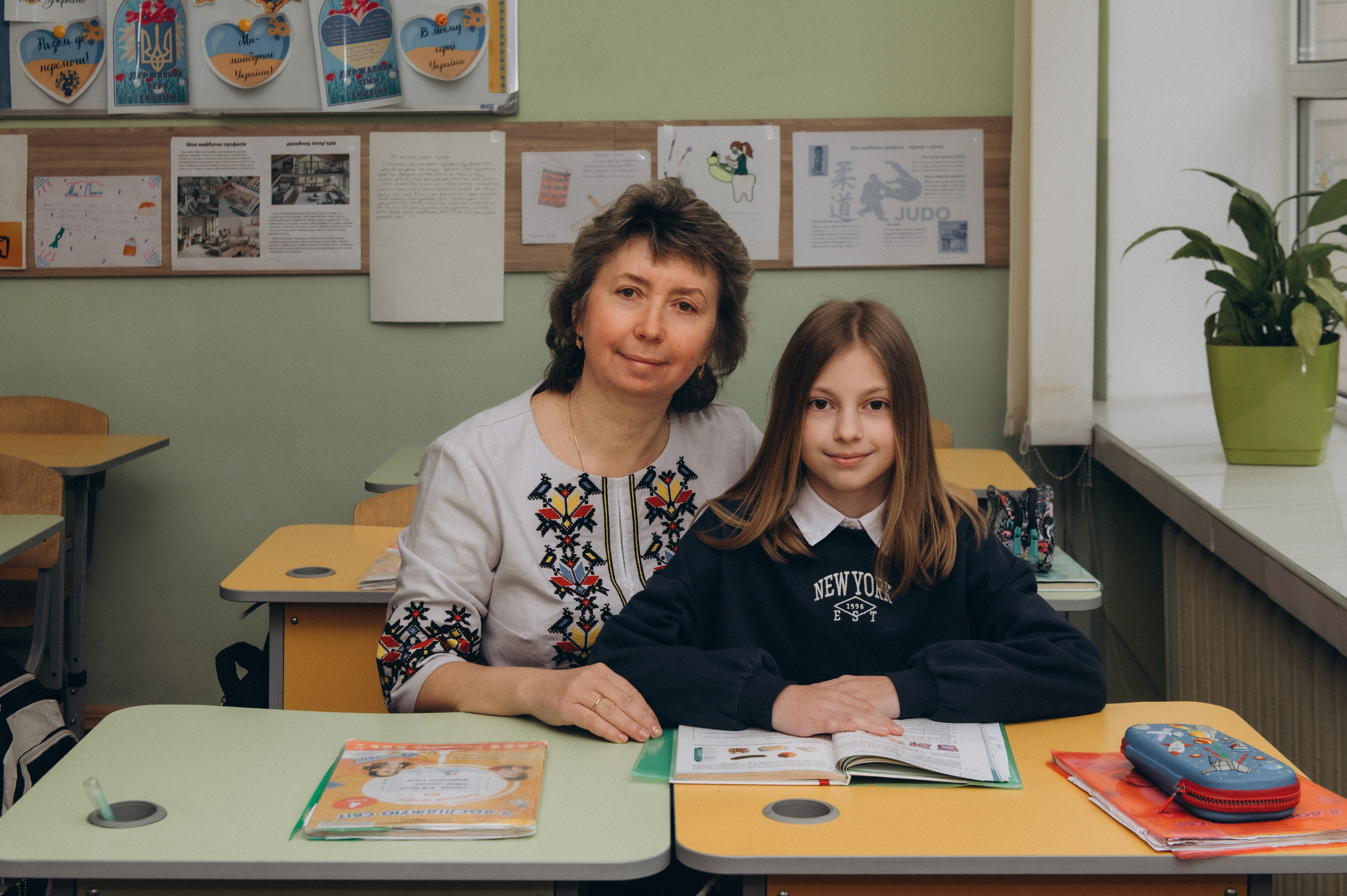 Шкільна фотосесія на віньєтки Тернопіль, фотосесія випускників Тернопіль, зйомка на віньєтки, шкільні фотоальбоми Тернопіль. Сімейний, дитячий та індивідуальний фотограф в м. Тернопіль, м. Львів