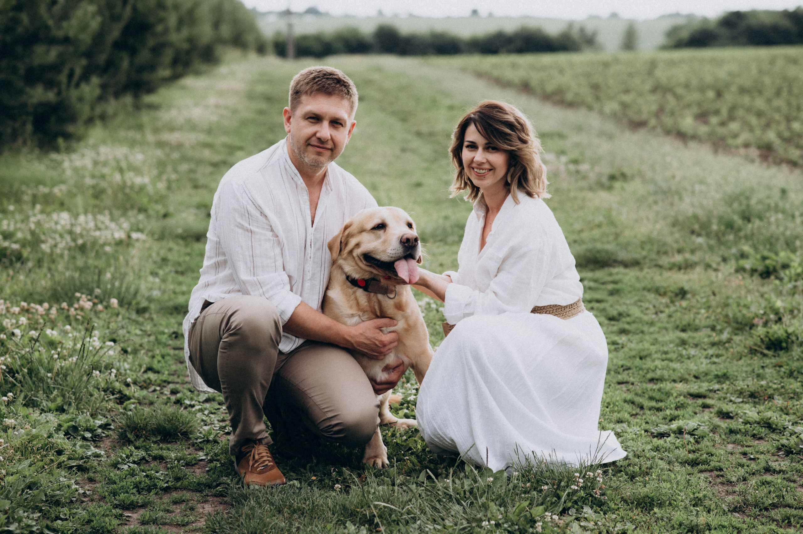 Сімейна фотосесія на природі, зйомка з собакою, фотосесія лавсторі Тернопіль. Сімейний, дитячий та індивідуальний фотограф в м. Тернопіль, м. Львів