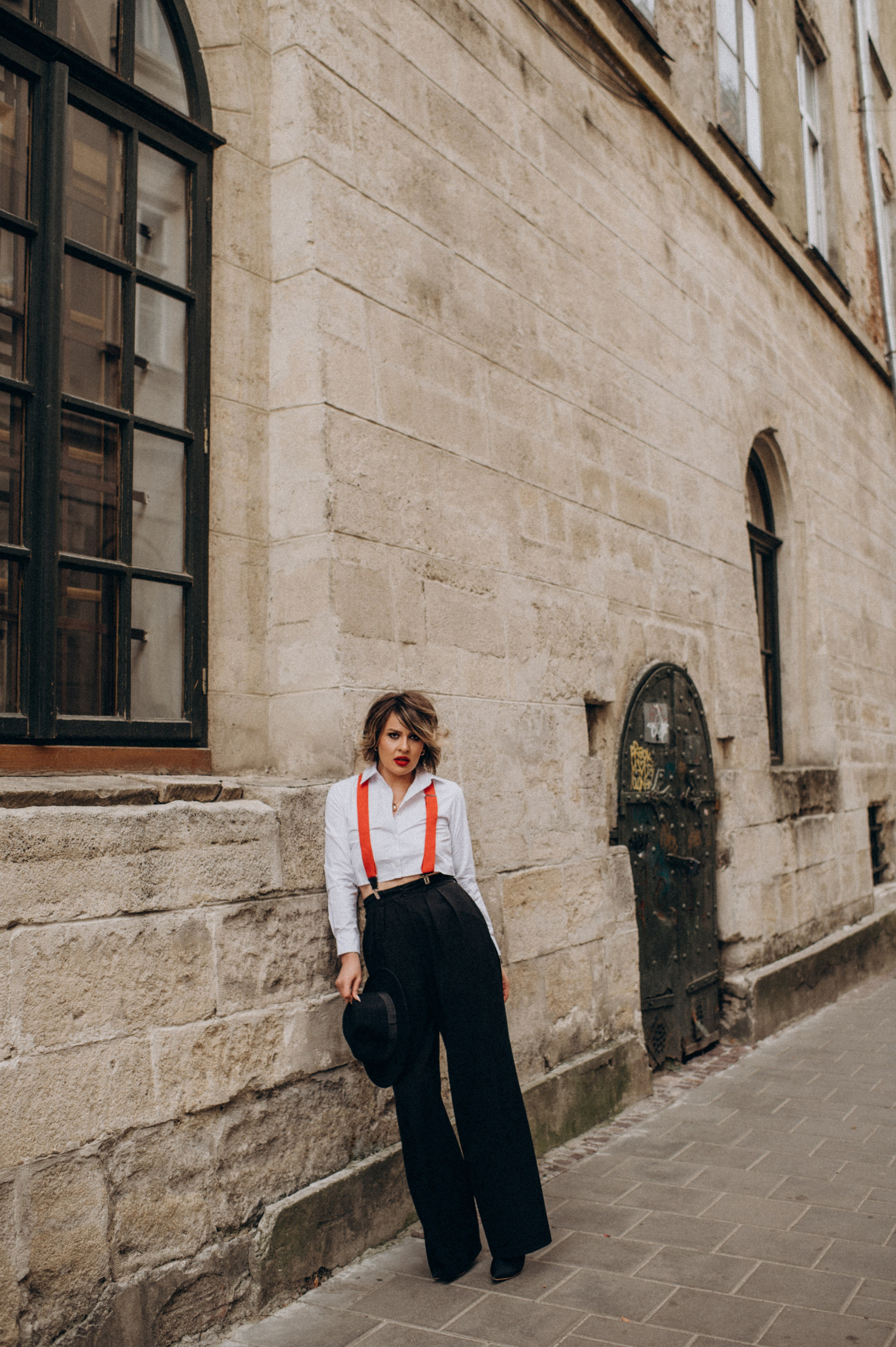 Фотосесія у м Львів індивідуальна вулична зйомка. Сімейний, дитячий та індивідуальний фотограф в м. Тернопіль, м. Львів