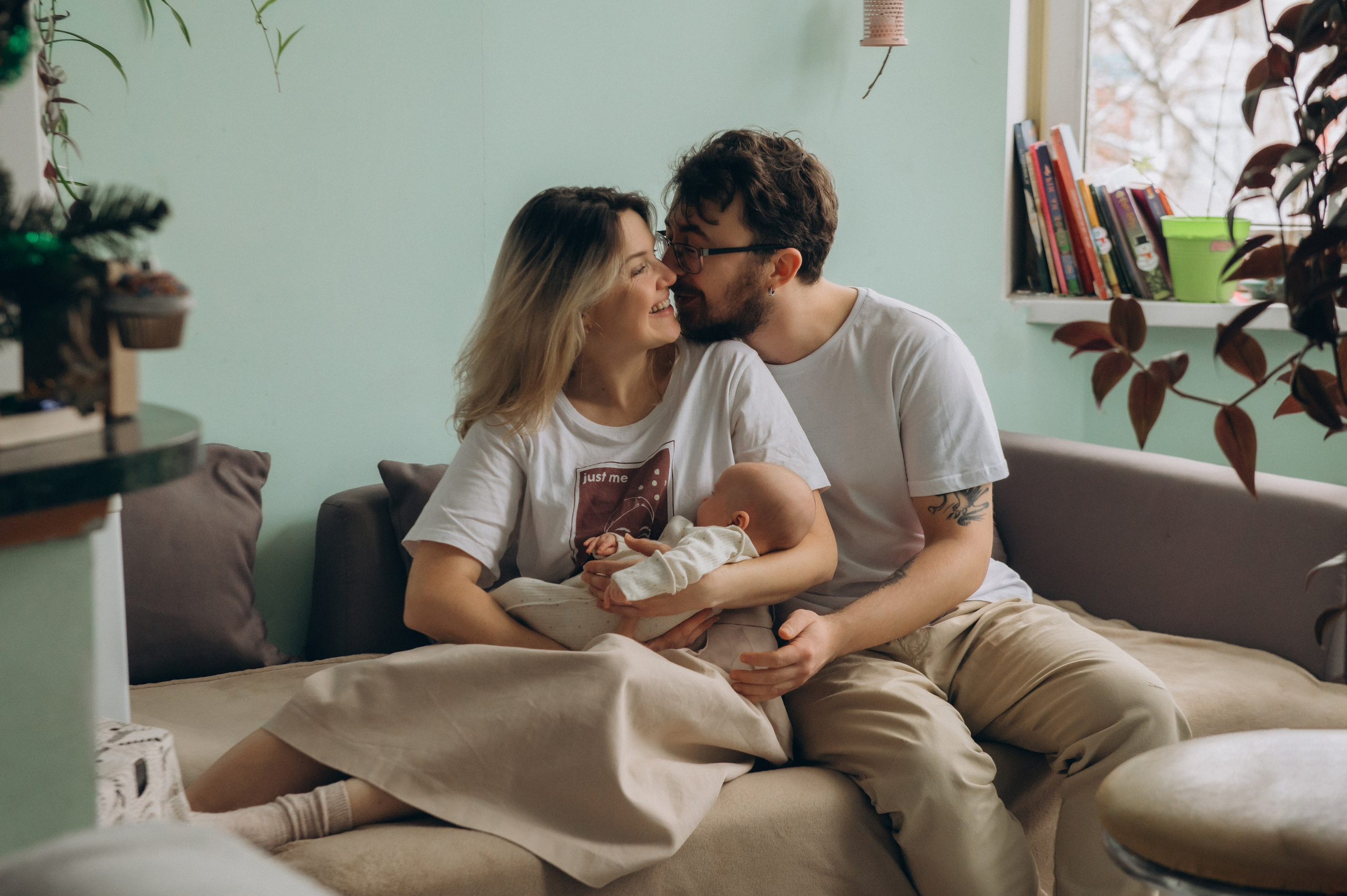 Сімейна фотосесія вдома Тернопіль, сімейний фотограф Львів Тернопіль, сімейна фотосесія Тернопіль, зйомка вдома. Сімейний, дитячий та індивідуальний фотограф в м. Тернопіль, м. Львів