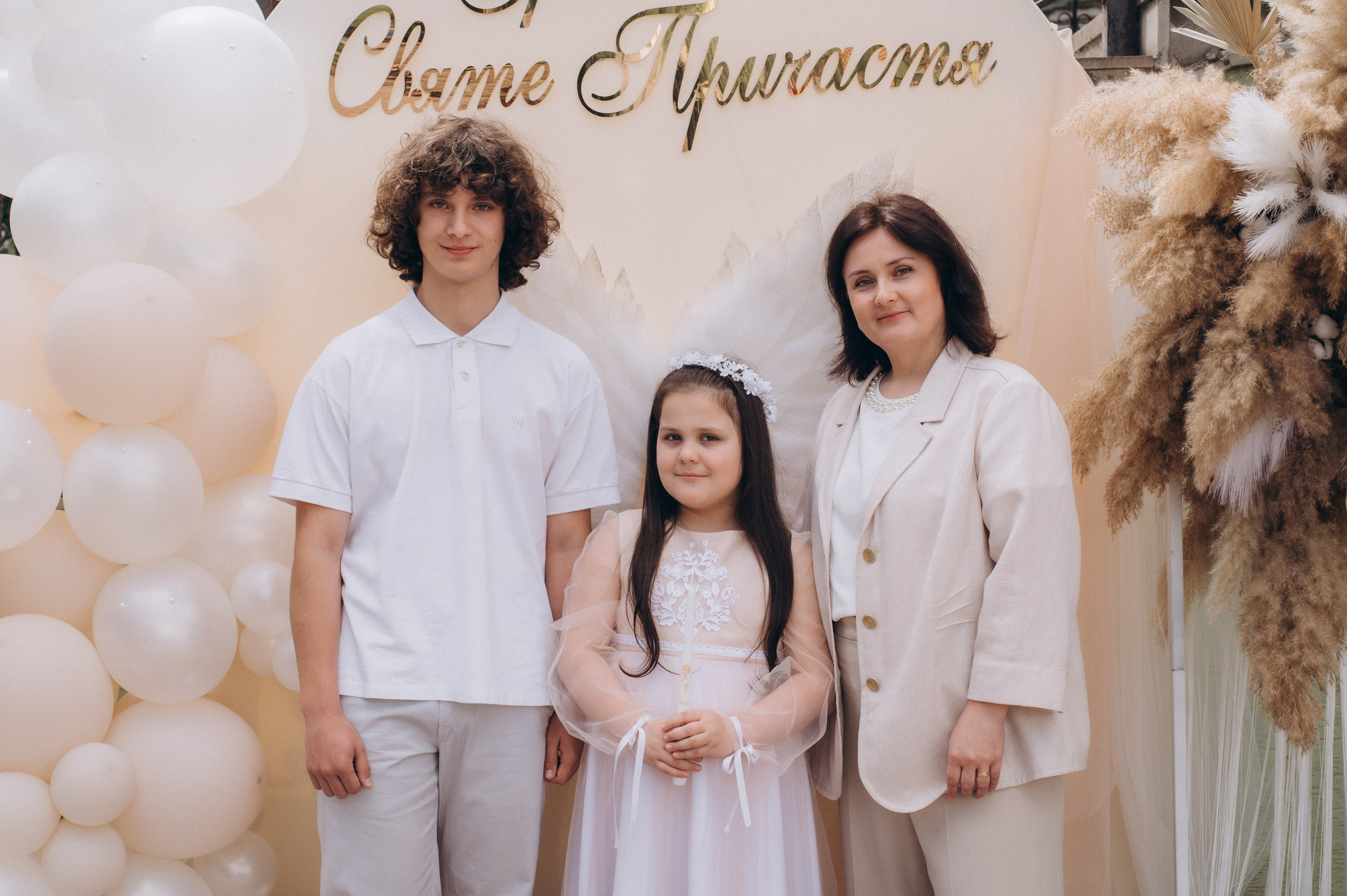 Фотосесія Причастя Тернопіль, зйомка Причастя, фотограф на Причастя Тернопіль, Причастя Львів, Причастя церква Михаїла Тернопіль. Сімейний, дитячий та індивідуальний фотограф в м. Тернопіль, м. Львів