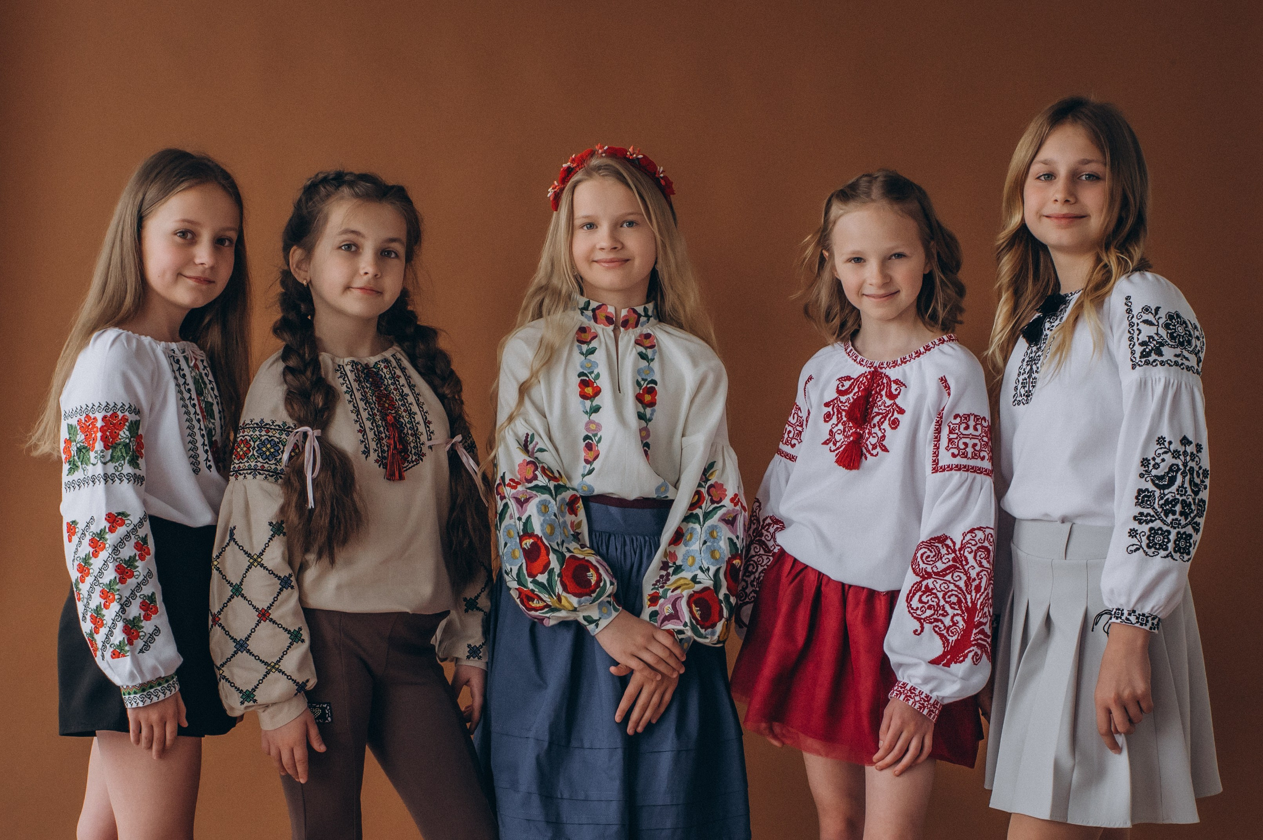 Шкільна фотосесія на віньєтки Тернопіль, фотосесія випускників Тернопіль, зйомка на віньєтки, шкільні фотоальбоми Тернопіль. Сімейний, дитячий та індивідуальний фотограф в м. Тернопіль, м. Львів