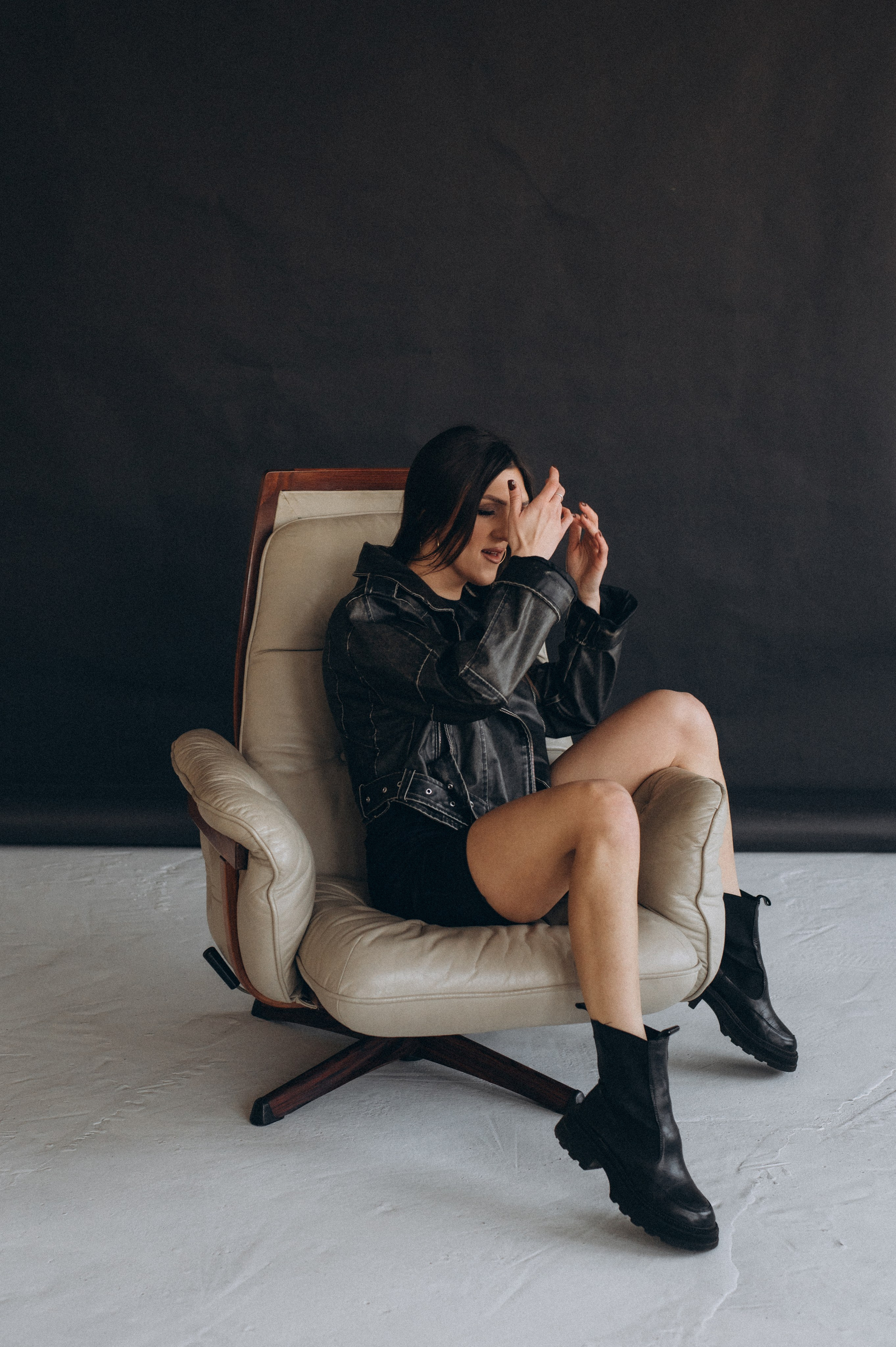 Індивідуальна фотосесія Тернопіль, студійна зйомка Львів, портретний фотограф Тернопіль. Сімейний, дитячий та індивідуальний фотограф в м. Тернопіль, м. Львів