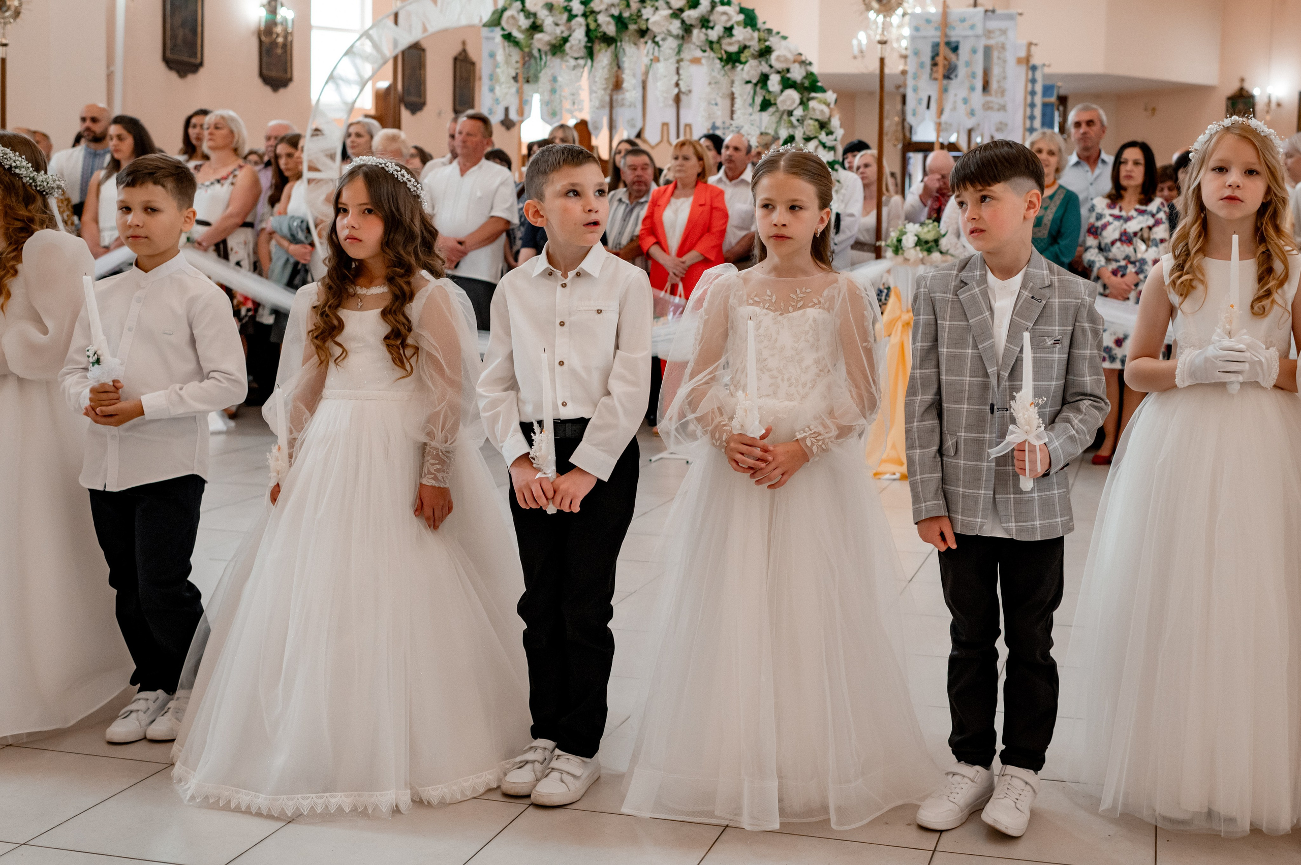 Фотосесія Першого Причастя Тернопіль, зйомка Причастя Тернопіль, Таїнство Першого Причастя Тернопіль, Катедра Причастя Тернопіль. Сімейний, дитячий та індивідуальний фотограф в м. Тернопіль, м. Львів