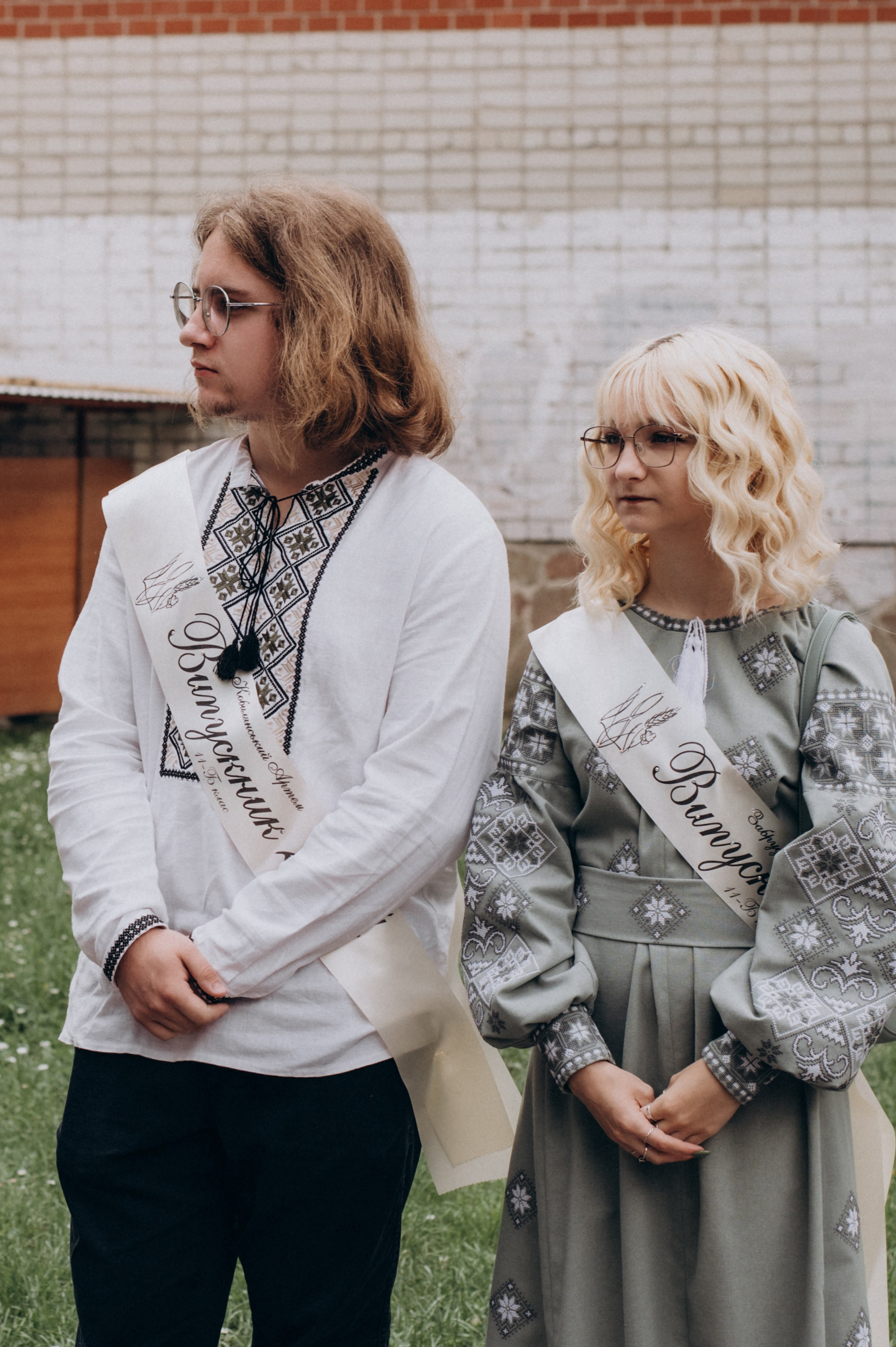 Фотосесія останнього дзвоника, фотосесія випускників Тернопіль, випускний 2024. Сімейний, дитячий та індивідуальний фотограф в м. Тернопіль, м. Львів