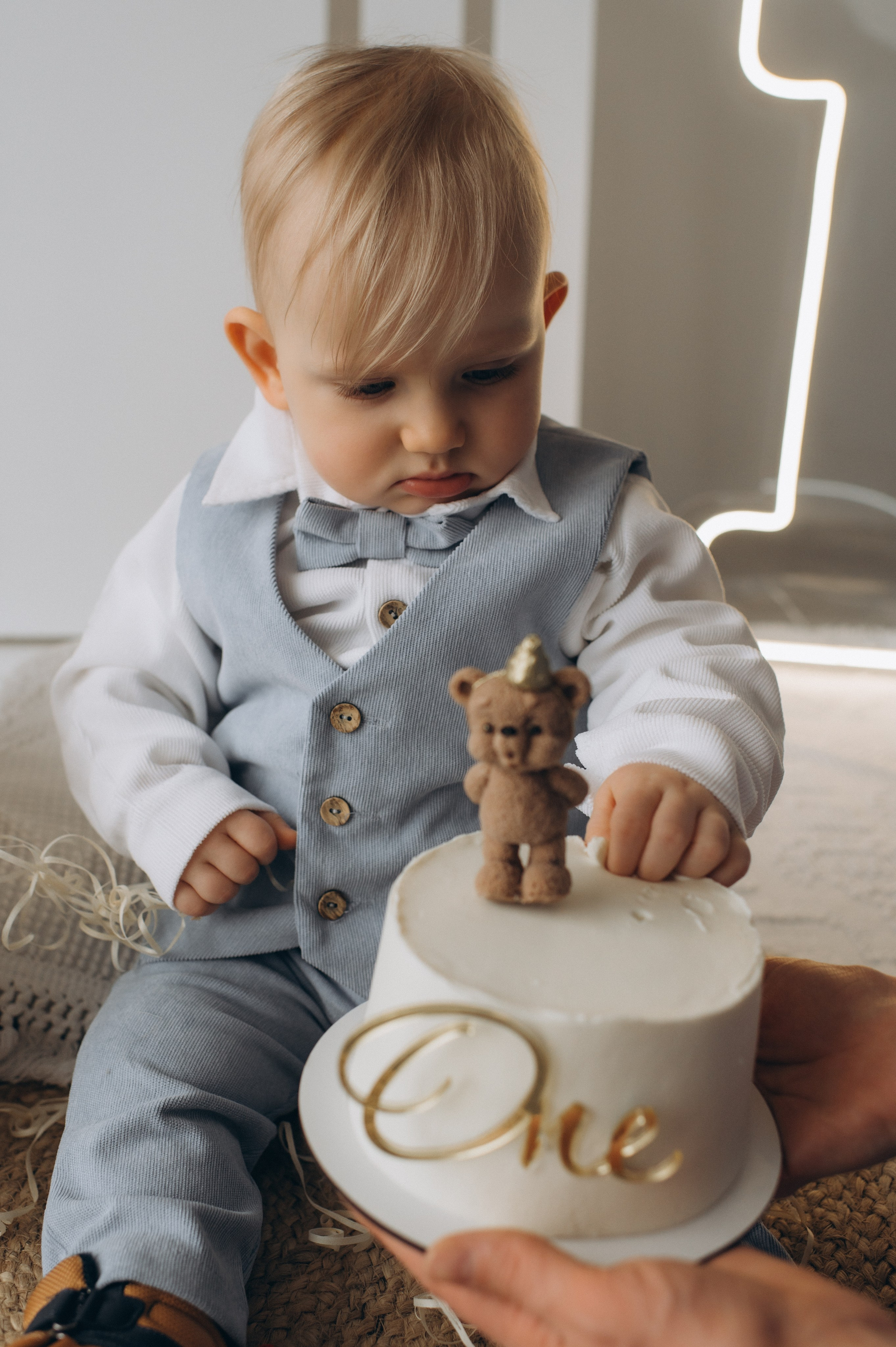 Зйомка дня народження дитини, фотосесія 1 рік Тернопіль, сімейний фотограф Тернопіль, сімейна фотосесія Тернопіль, перший тортик малюка. Сімейний, дитячий та індивідуальний фотограф в м. Тернопіль, м. Львів