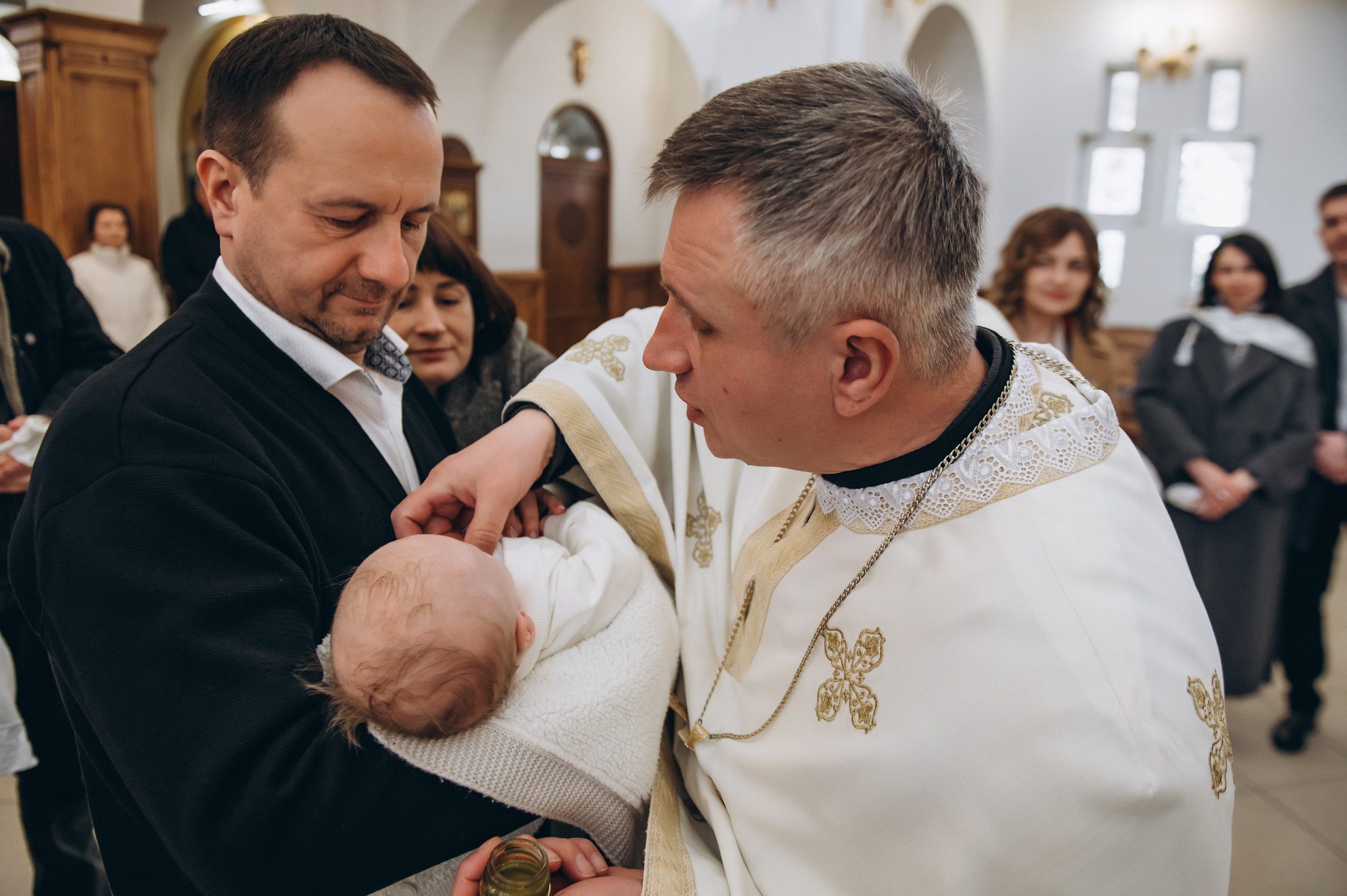 Фотосесія Хрещення Тернопіль, зйомка Хрестин Тернопіль, Храм Різдва Пресвятої Богородиці УГКЦ Тернопіль. Сімейний, дитячий та індивідуальний фотограф в м. Тернопіль, м. Львів