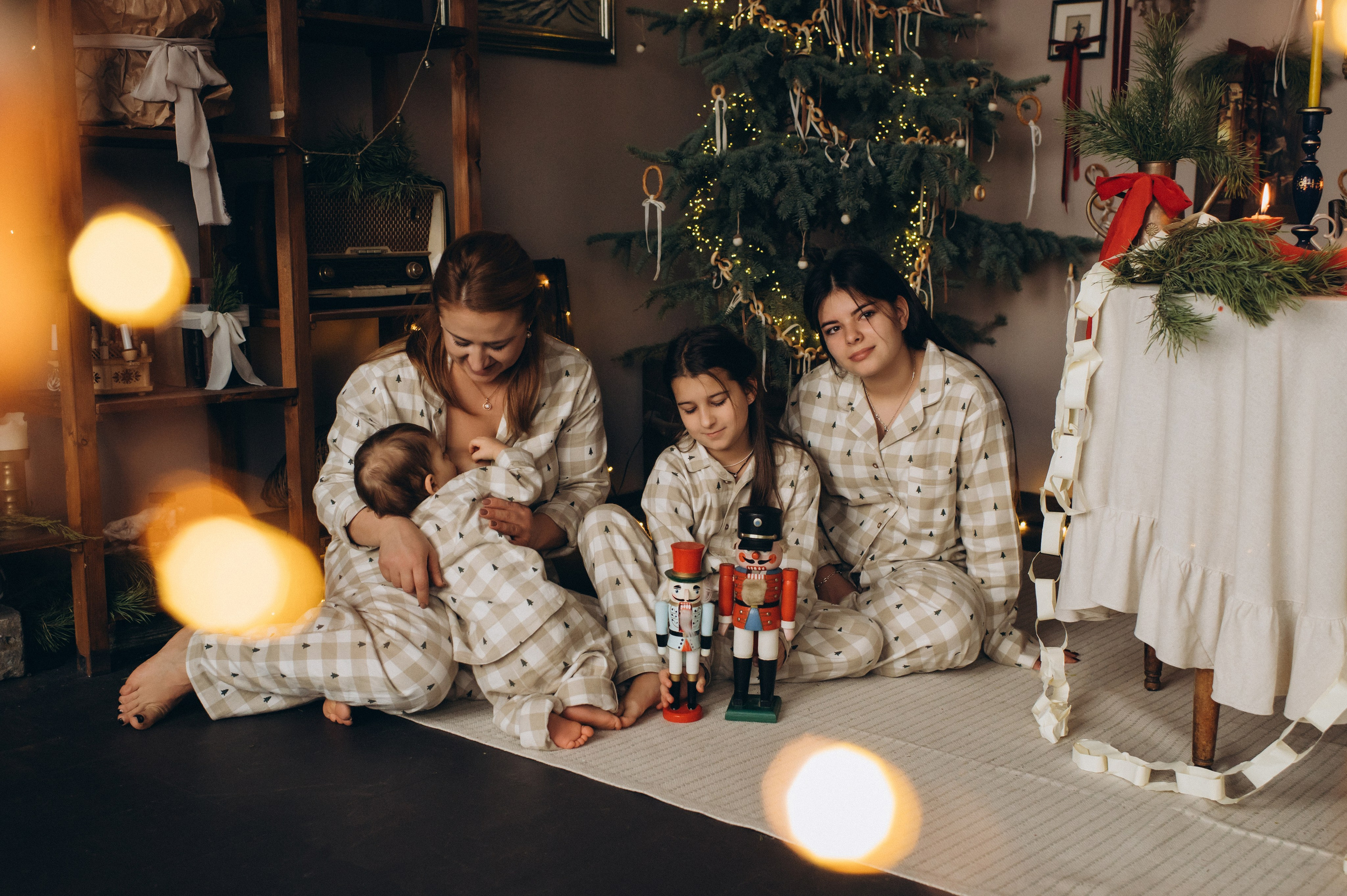 Перший тортик малюка, зйомка першого тортика Тернопіль, новорічна фотосесія, зйомка дня народження, сімейний фотограф Тернопіль, cakesmash. Сімейний, дитячий та індивідуальний фотограф в м. Тернопіль, м. Львів