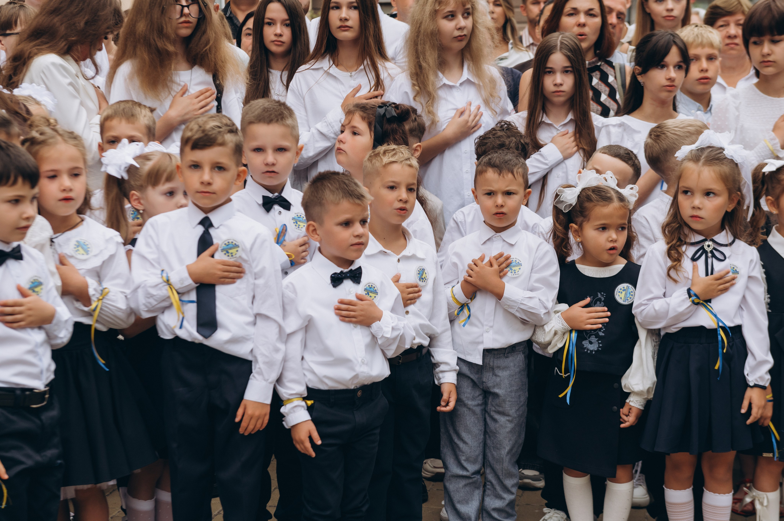 Перший дзвоник у Тернополі, фотосесія першокласників