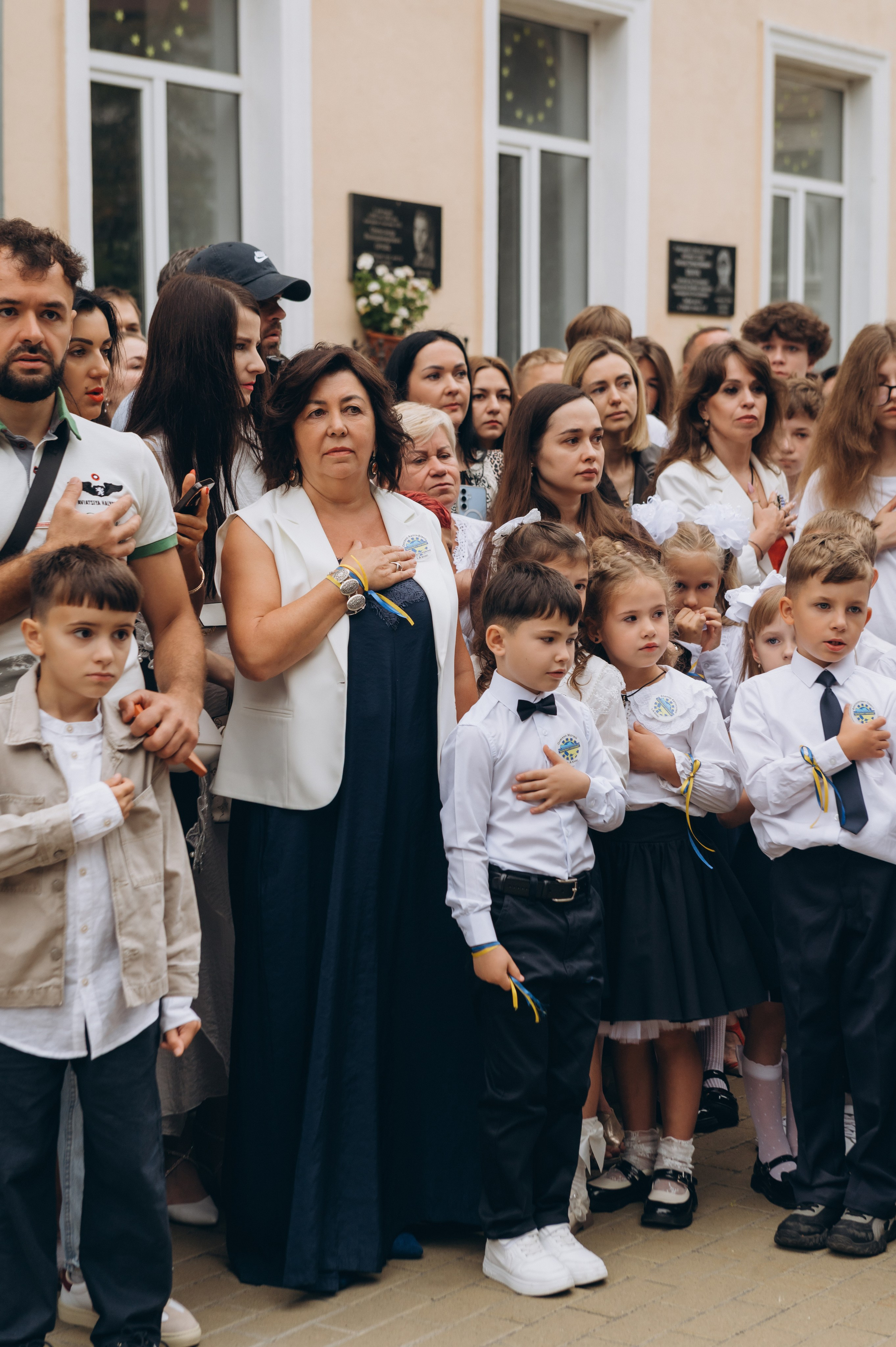 Перший дзвоник у Тернополі, фотосесія першокласників