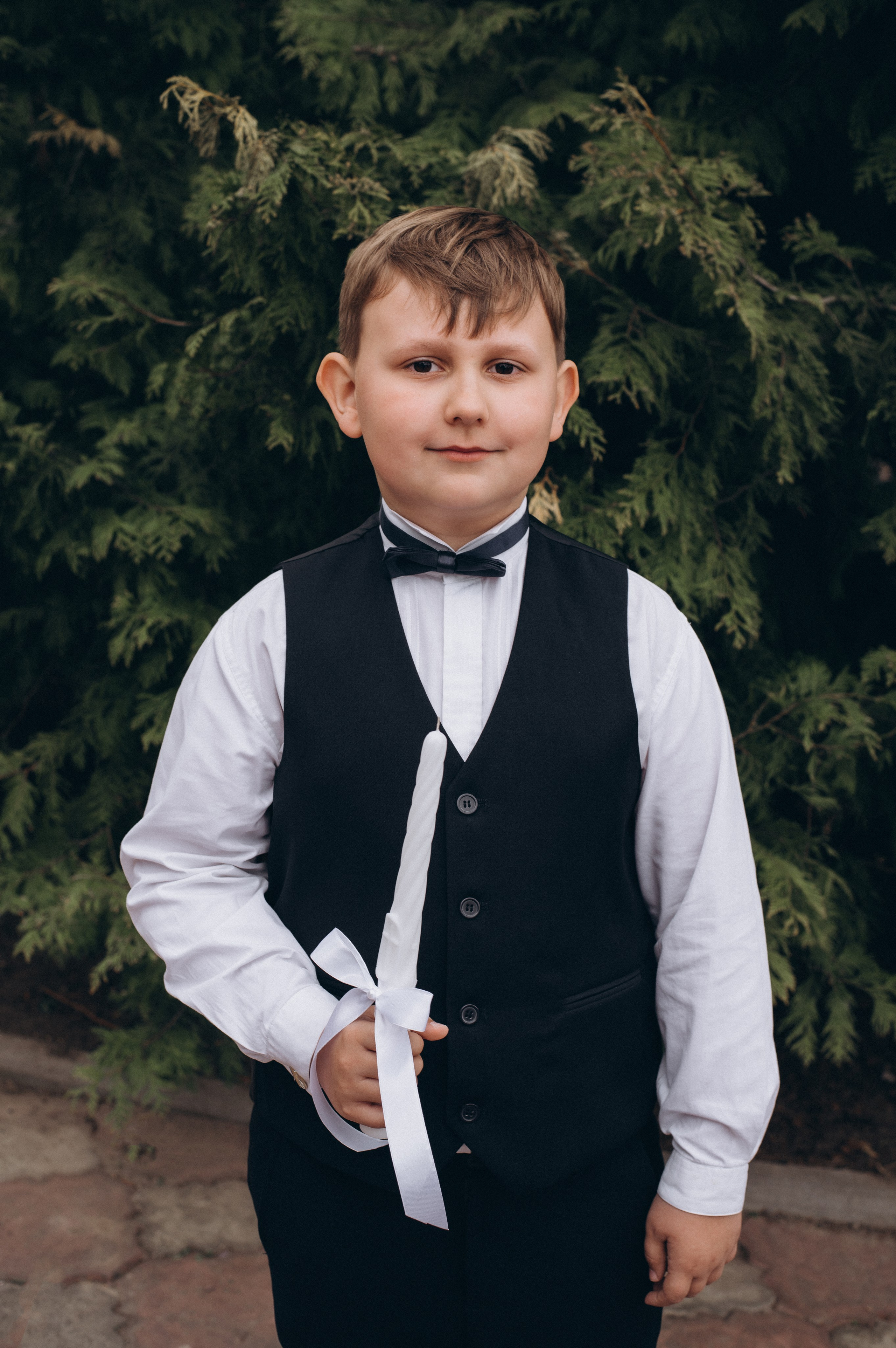 Фотосесія Причастя Тернопіль, зйомка Причастя, фотограф на Причастя Тернопіль, Причастя Львів, церква Петра і Павла. Сімейний, дитячий та індивідуальний фотограф в м. Тернопіль, м. Львів