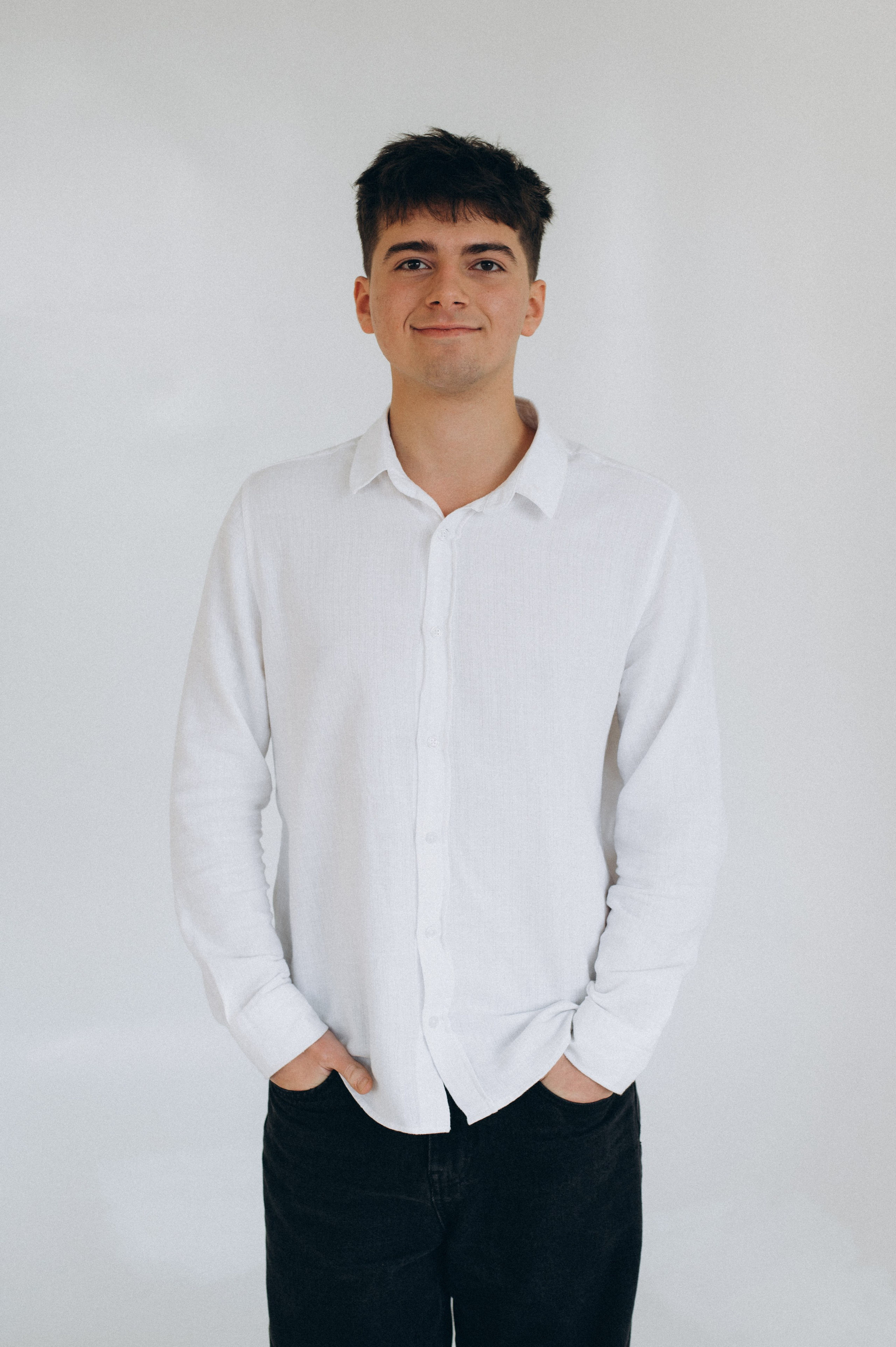 Фотосесія випускників, фотосесія на віньєтки Тернопіль, випускники Тернопіль, випуск 2025. Сімейний, дитячий та індивідуальний фотограф в м. Тернопіль, м. Львів