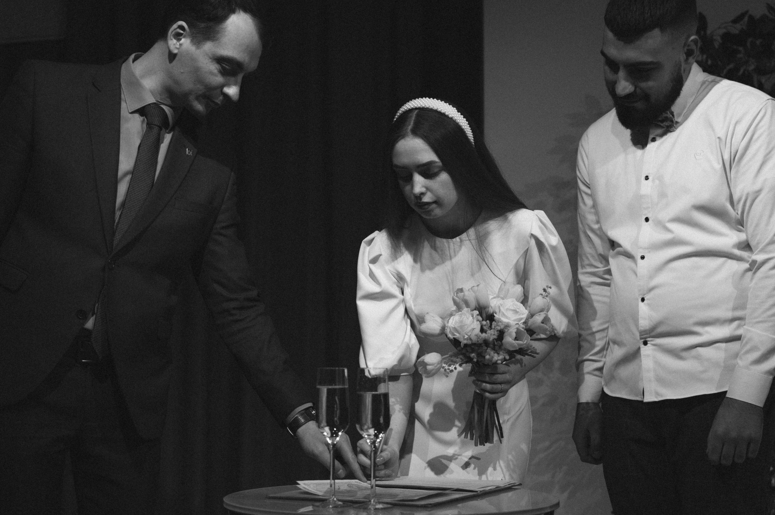 Фотосесія розпису в РАЦС Тернопіль Львів, фотосесія весілля Тернопіль. Сімейний, дитячий та індивідуальний фотограф в м. Тернопіль, м. Львів