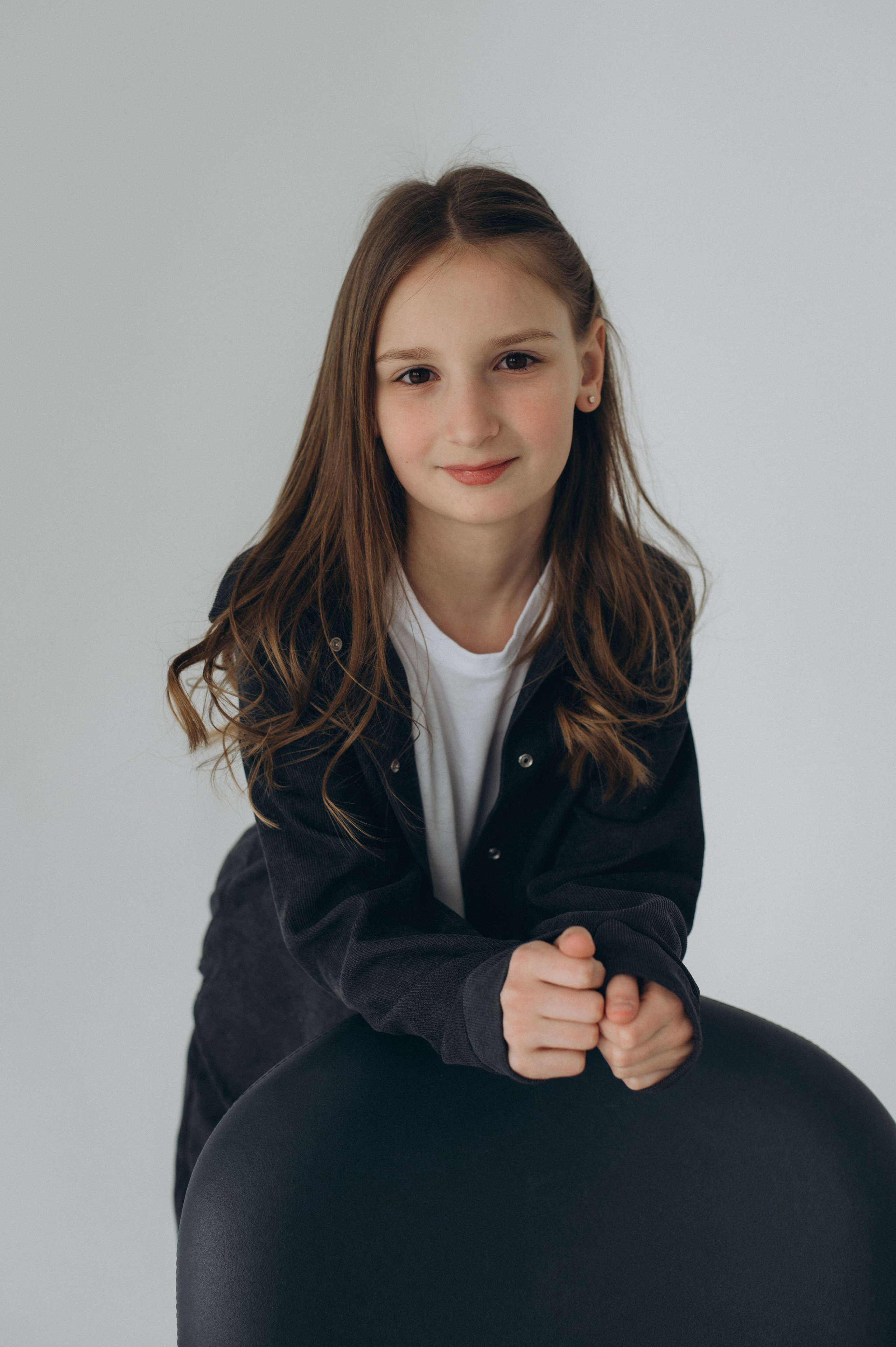 Шкільна фотосесія на віньєтки Тернопіль, шкільні альбоми, фотосесія випускників Тернопіль, випускний альбом, фотограф випускний Тернопіль. Сімейний, дитячий та індивідуальний фотограф в м. Тернопіль, м. Львів