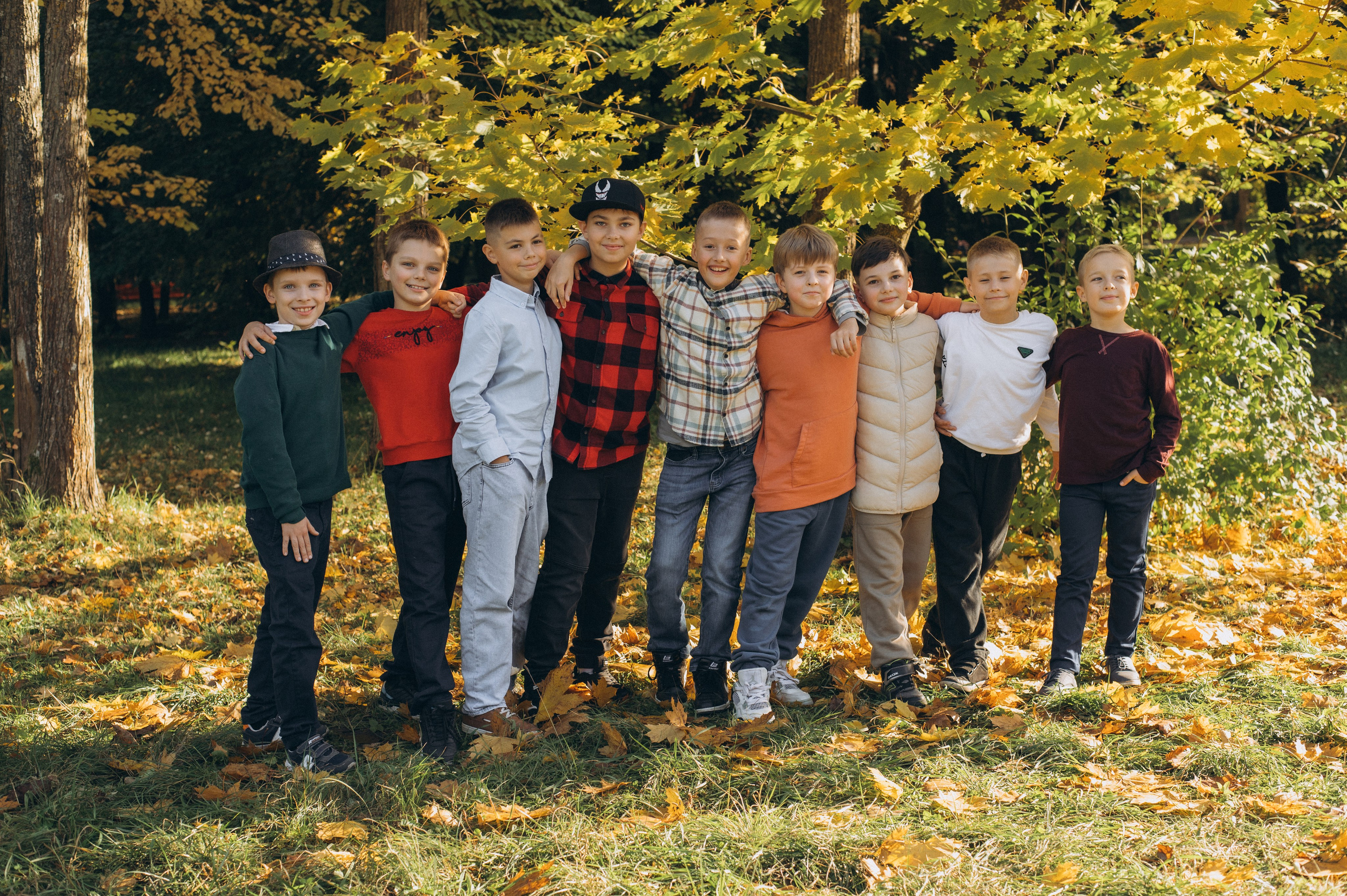 Фотосесія випускників Тернопіль, зйомка на віньєтки Тернопіль, вінєтки, випускні фотоальбоми Тернопіль. Сімейний, дитячий та індивідуальний фотограф в м. Тернопіль, м. Львів