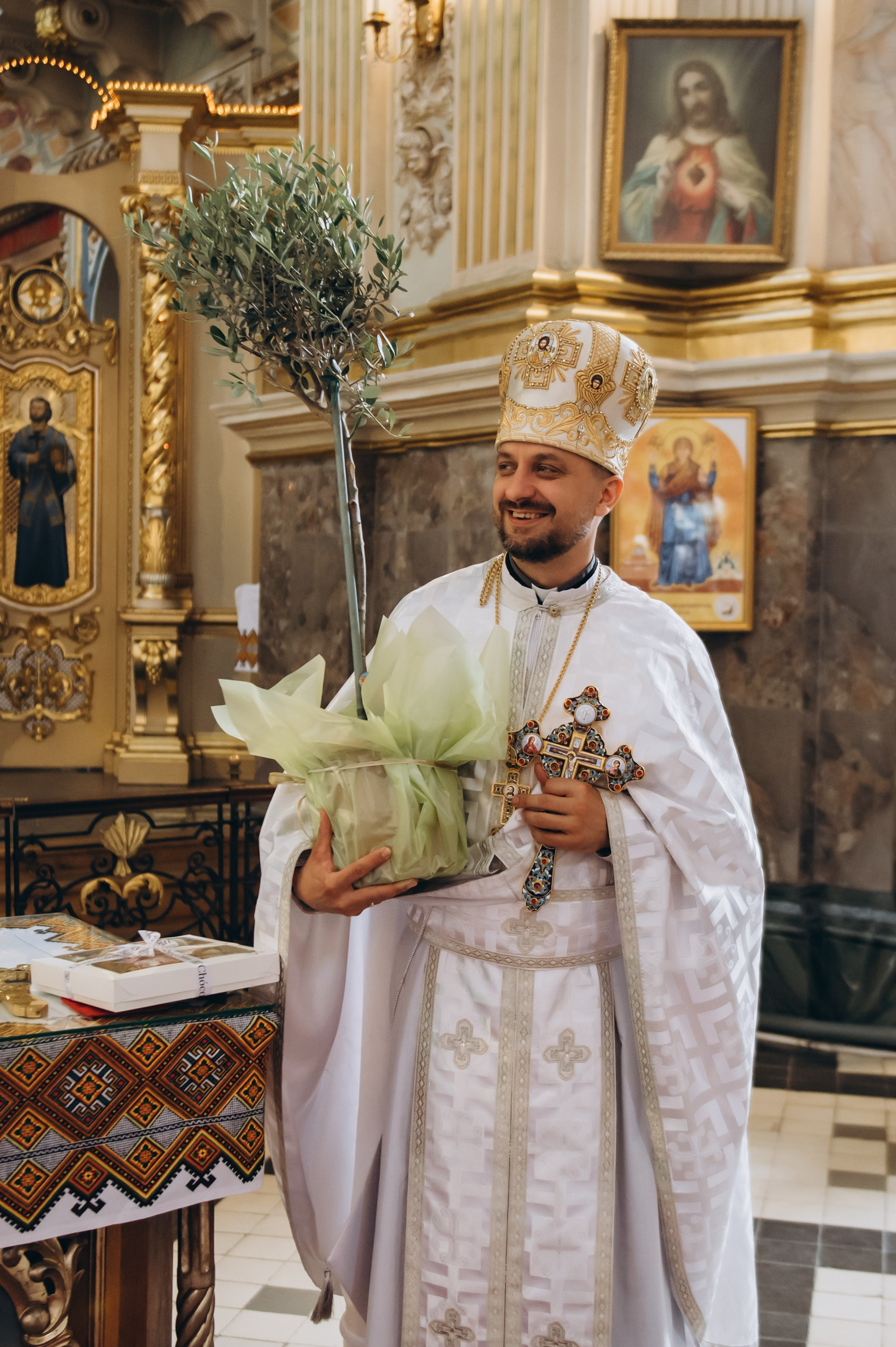 Фотосесія Першого Причастя Тернопіль, фотосесія Причастя Тернопіль, Таїнство Першого Причастя Тернопіль, Катедра Причастя Тернопіль. Сімейний, дитячий та індивідуальний фотограф в м. Тернопіль, м. Львів