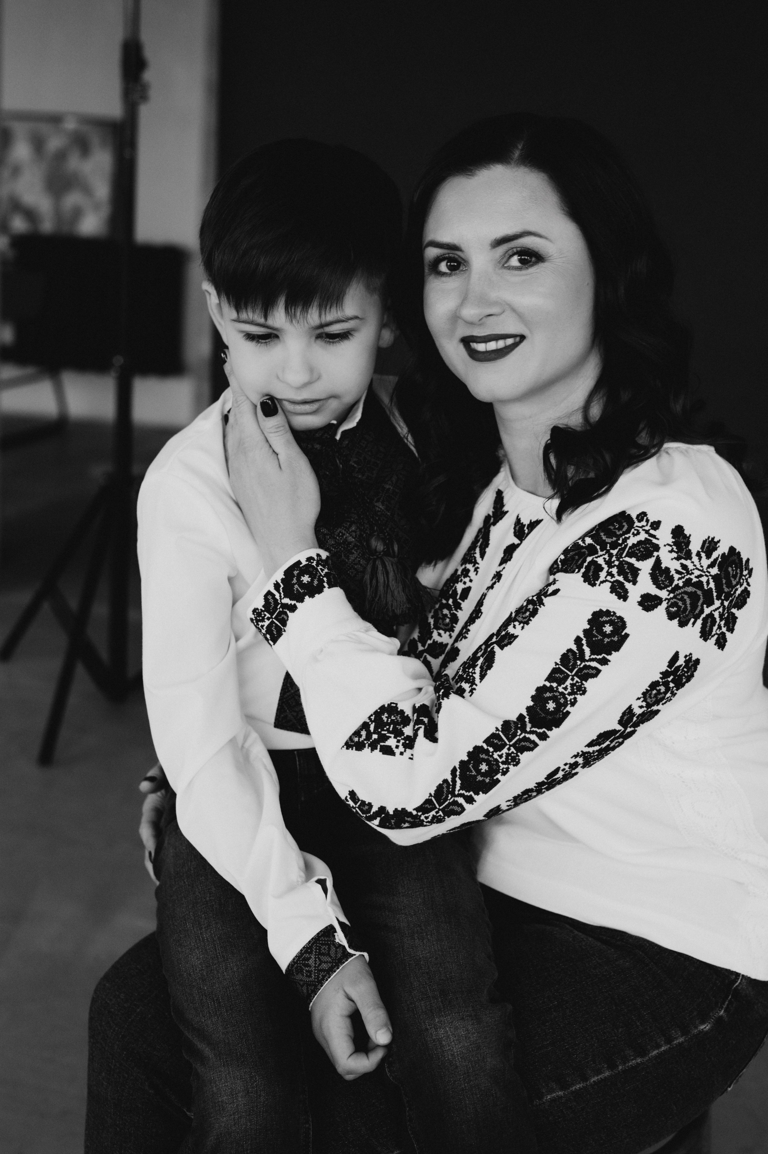 Сімейна фотосесія Тернопіль, сімейна зйомка у вишиванках, фотосесія Львів. Сімейний, дитячий та індивідуальний фотограф в м. Тернопіль, м. Львів