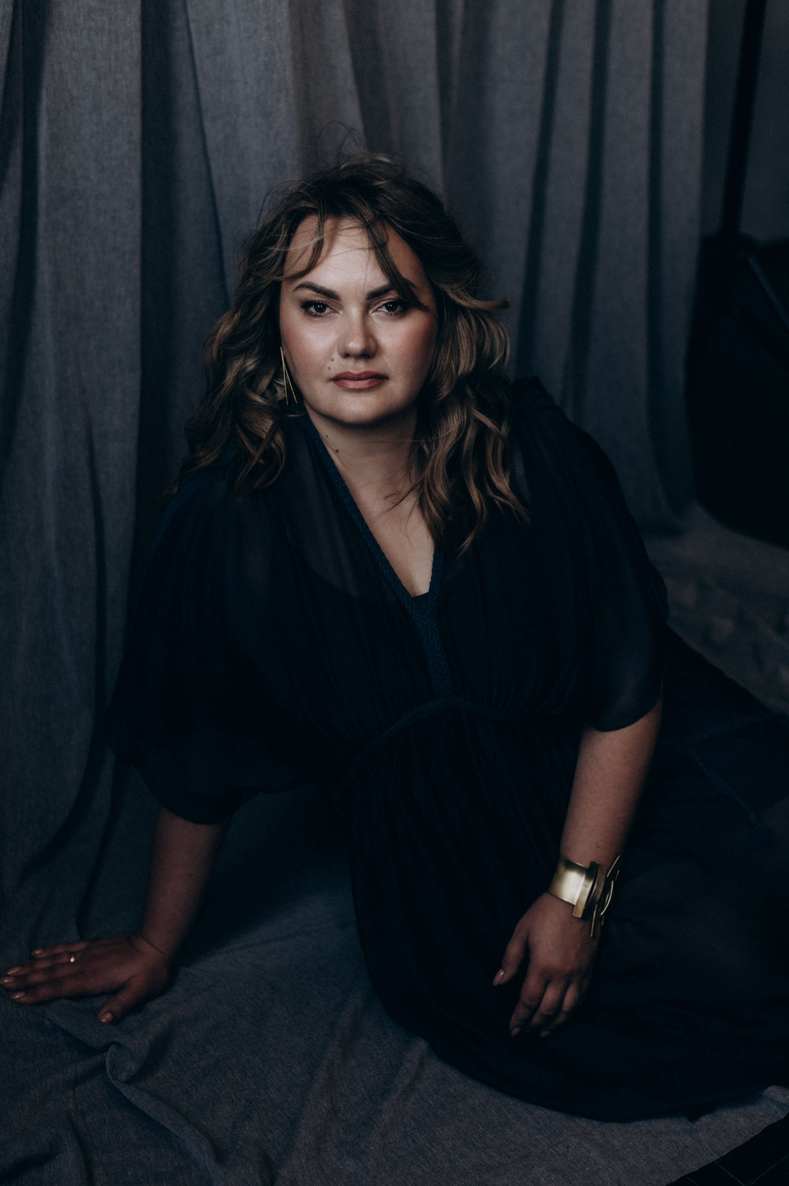 Індивідуальна фотосесія у студії Тернопіль, індивідуальна зйомка Львів. Сімейний, дитячий та індивідуальний фотограф в м. Тернопіль, м. Львів