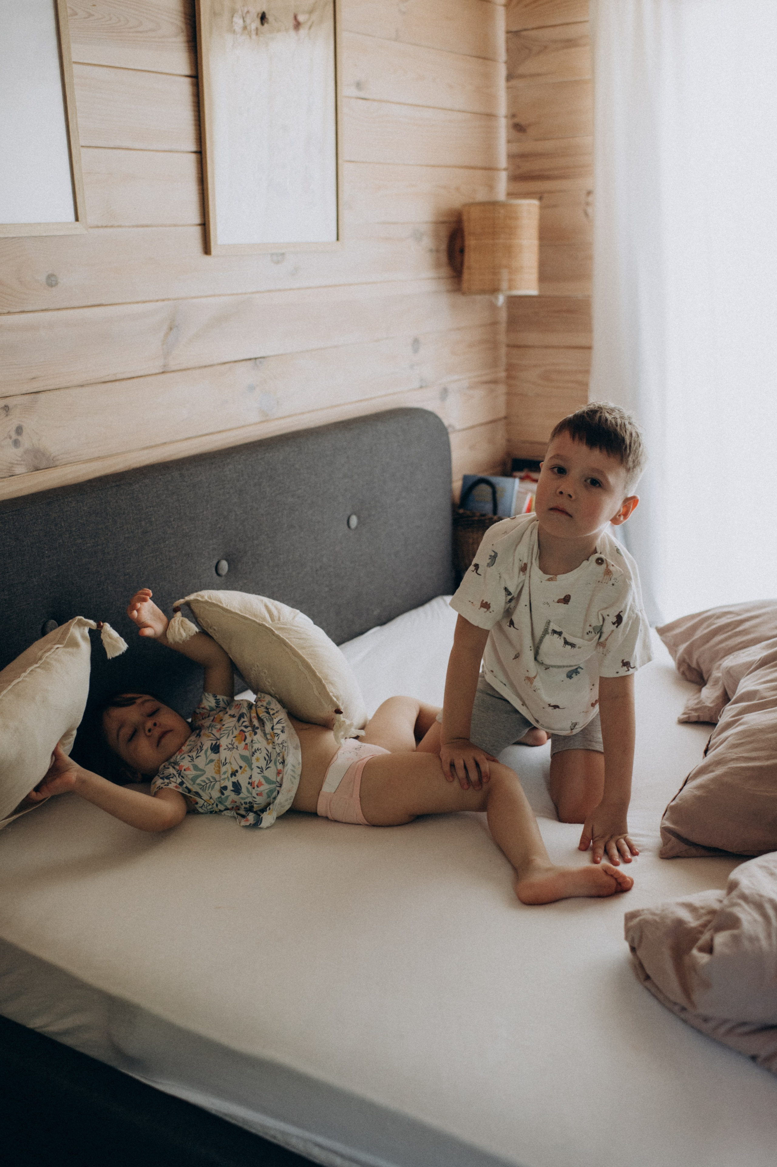 Сімейна фотосесія вдома Тернопіль Львів, сімейна зйомка Львів. Сімейний, дитячий та індивідуальний фотограф в м. Тернопіль, м. Львів