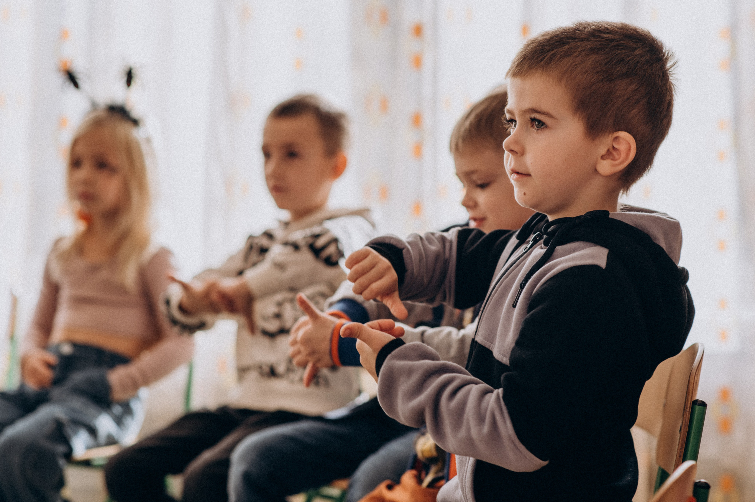 Фотосесія в дитячому садку, фотосесія на віньєтки, випускні фотоальбоми Тернопіль, шкільні фотоальбоми Тернопіль, зйомка випускного садочку. Сімейний, дитячий та індивідуальний фотограф в м. Тернопіль, м. Львів