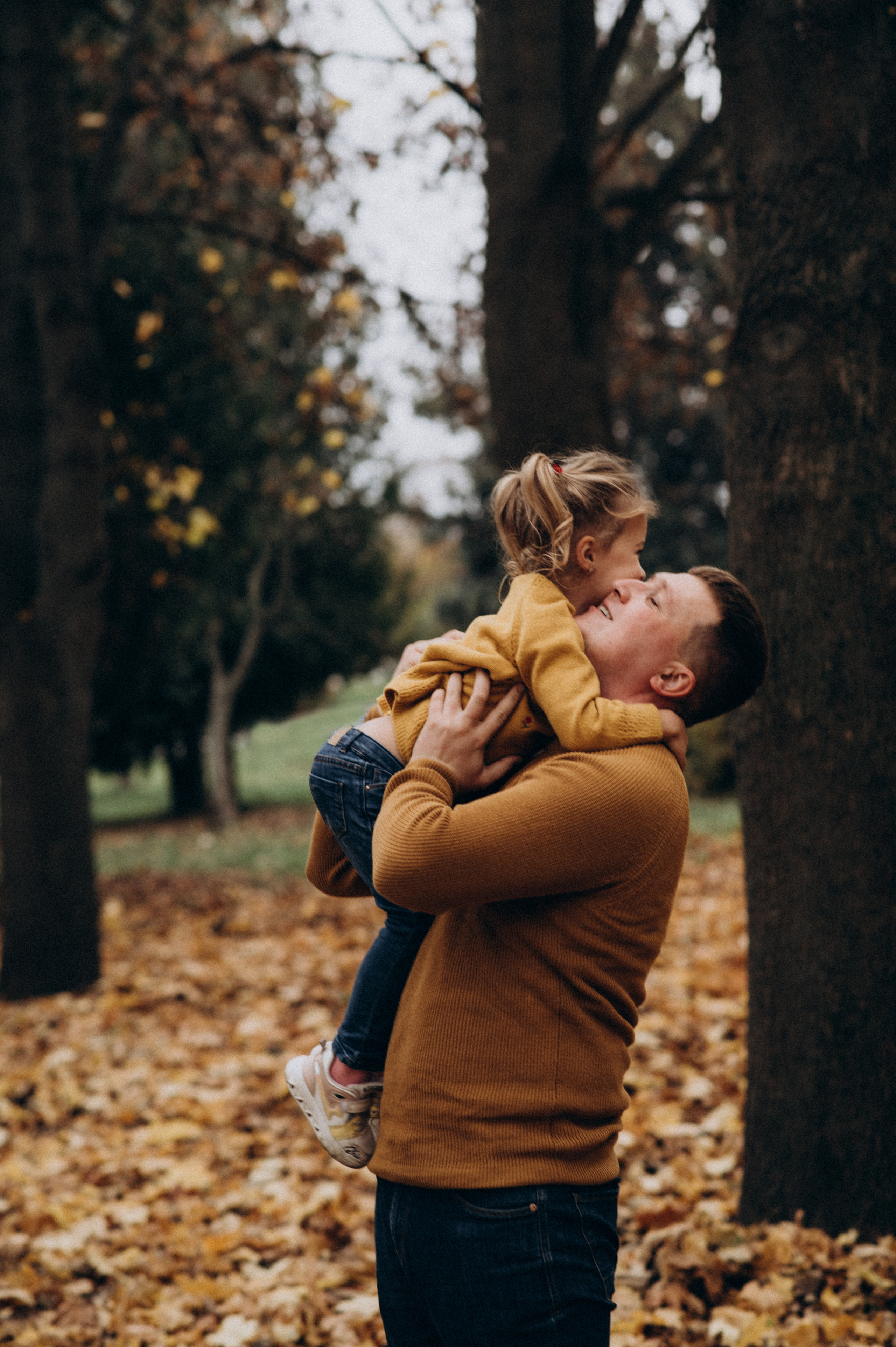 Осіння сімейна фотосесія. Сімейний, дитячий та індивідуальний фотограф в м. Тернопіль, м. Львів