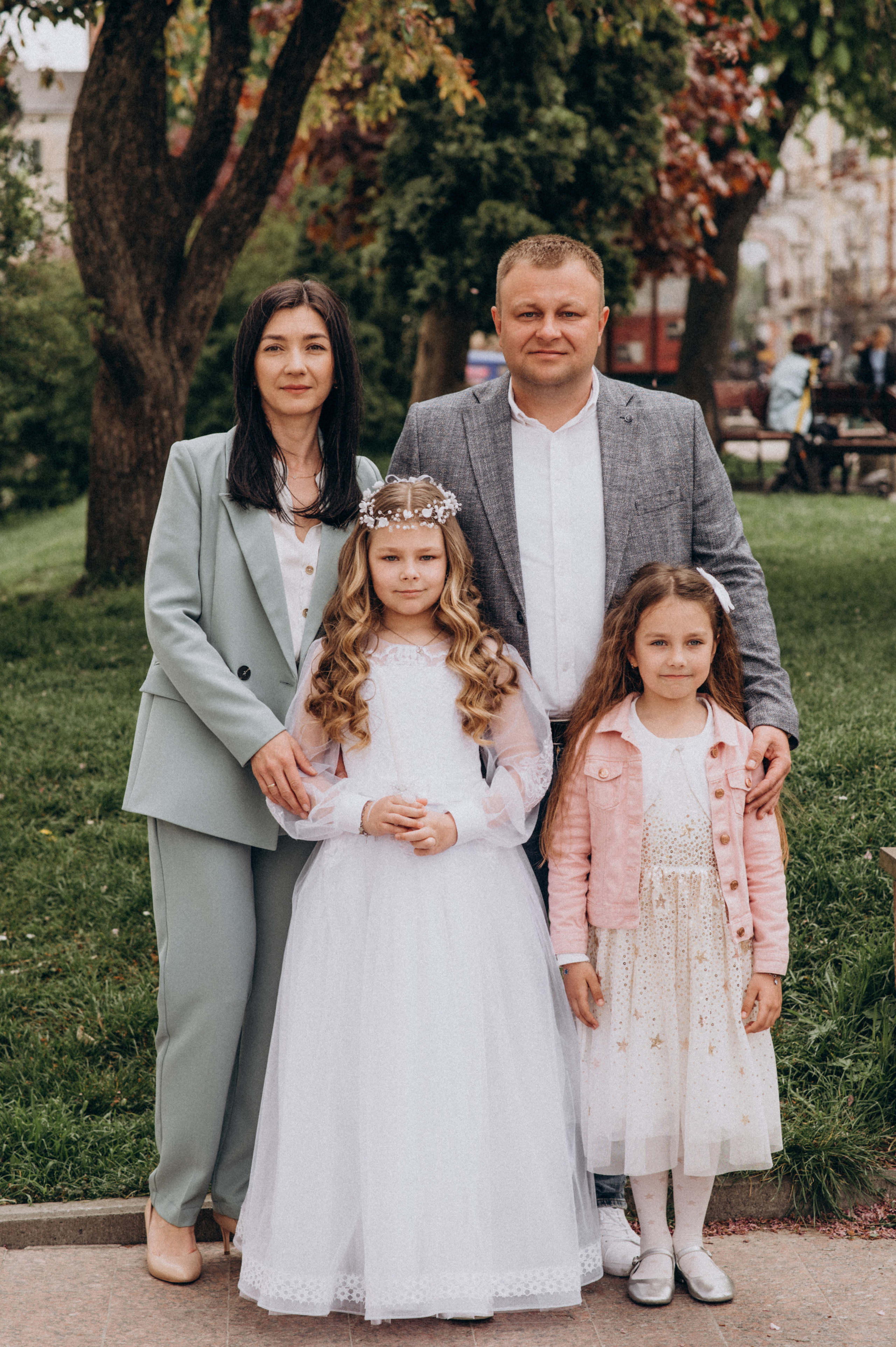 Фотосесія Першого Причастя Тернопіль, зйомка Причастя Тернопіль, Таїнство Першого Причастя Тернопіль, Катедра Причастя Тернопіль. Сімейний, дитячий та індивідуальний фотограф в м. Тернопіль, м. Львів