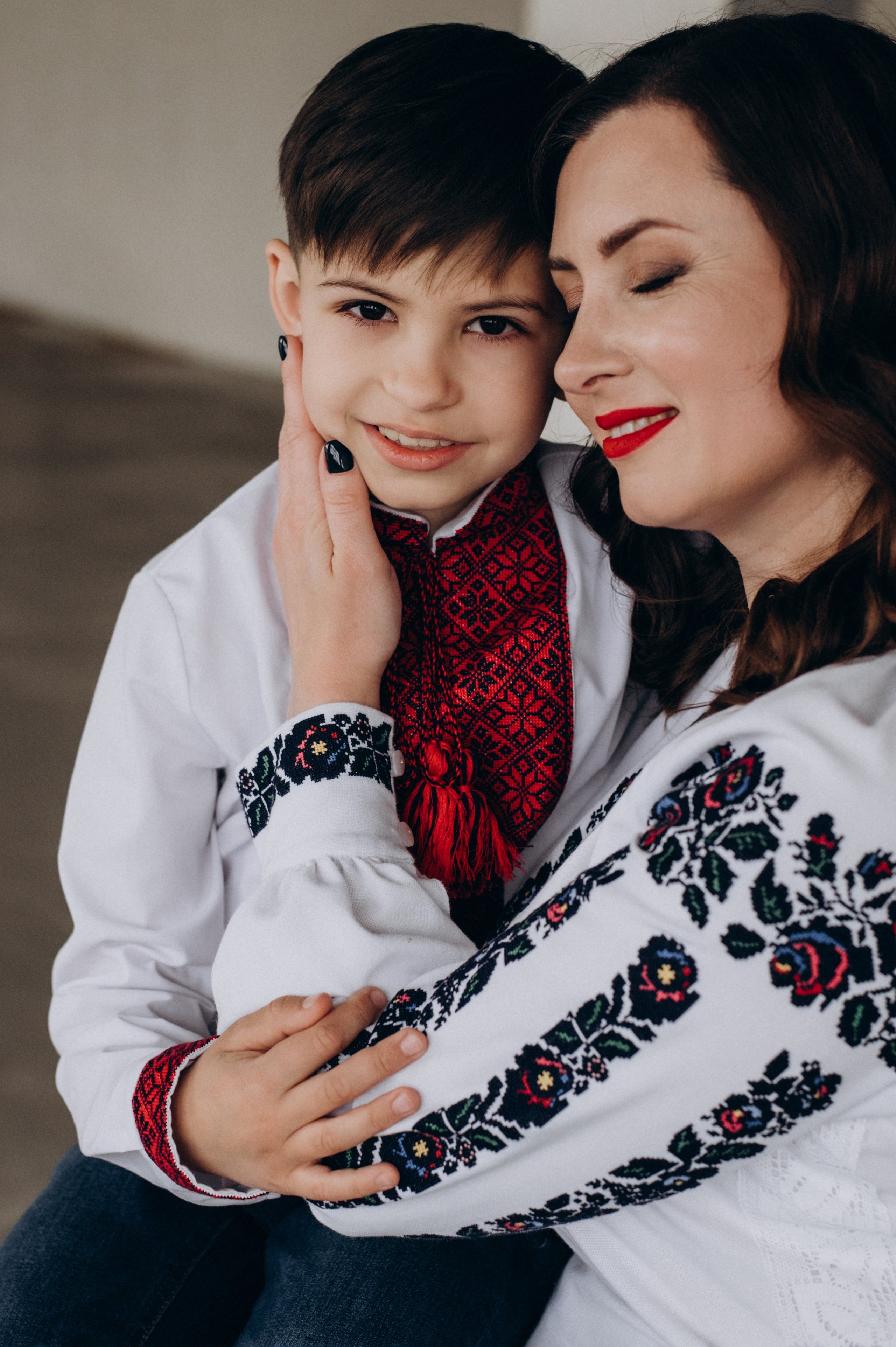 Сімейна фотосесія Тернопіль, сімейна зйомка у вишиванках, фотосесія Львів. Сімейний, дитячий та індивідуальний фотограф в м. Тернопіль, м. Львів