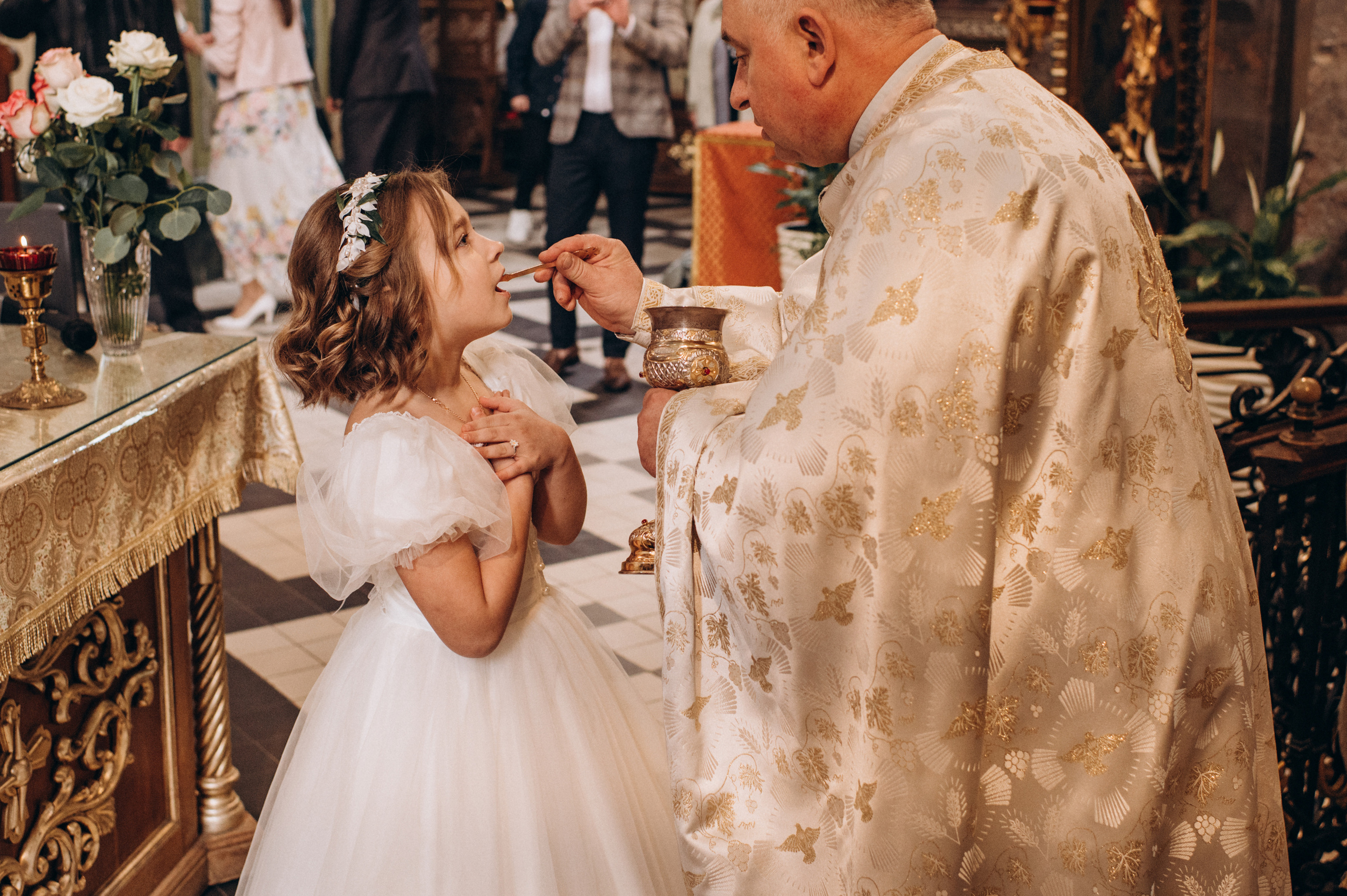 Фотосесія Першого Причастя Тернопіль, зйомка Причастя Тернопіль, Таїнство Першого Причастя Тернопіль, Катедра Причастя Тернопіль. Сімейний, дитячий та індивідуальний фотограф в м. Тернопіль, м. Львів