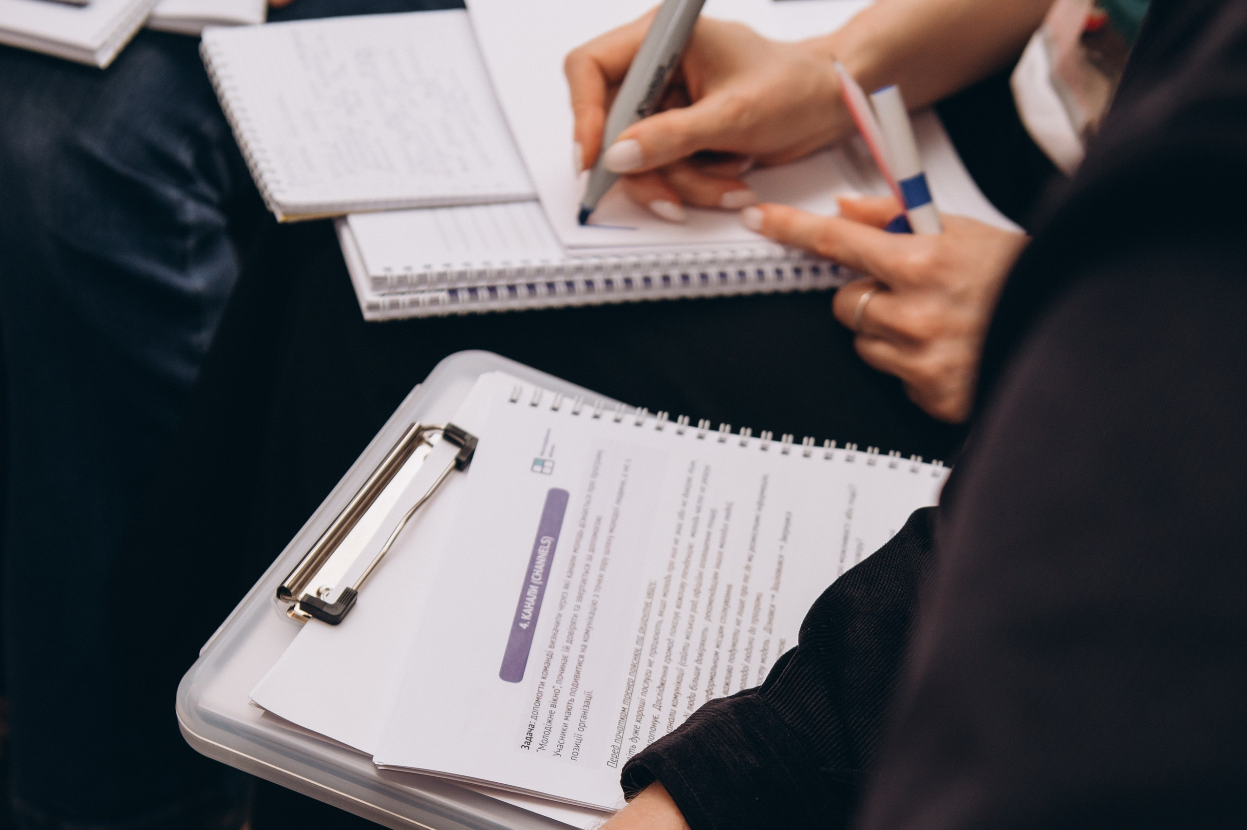 Репортажна фотосесія Тернопіль, репортажна зйомка заходу Тернопіль, зйомка конференцій, майстер-класів, тренінгів Тернопіль. Сімейний, дитячий та індивідуальний фотограф в м. Тернопіль, м. Львів