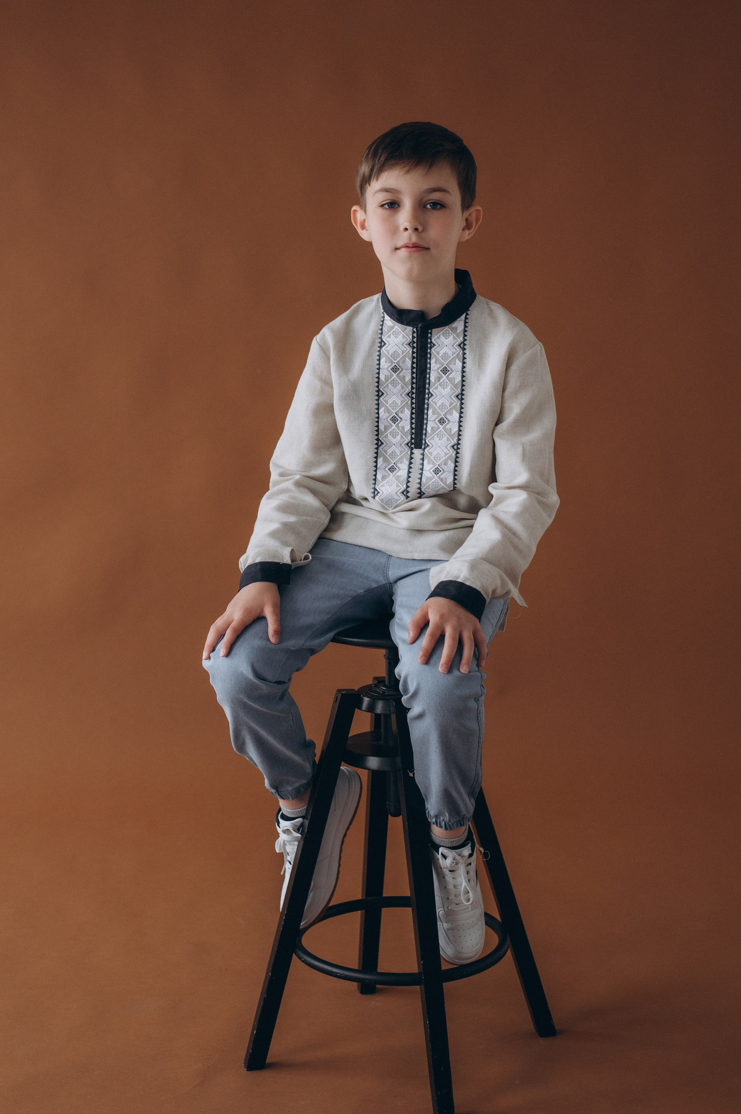 Шкільна фотосесія на віньєтки Тернопіль, фотосесія випускників Тернопіль, зйомка на віньєтки, шкільні фотоальбоми Тернопіль. Сімейний, дитячий та індивідуальний фотограф в м. Тернопіль, м. Львів