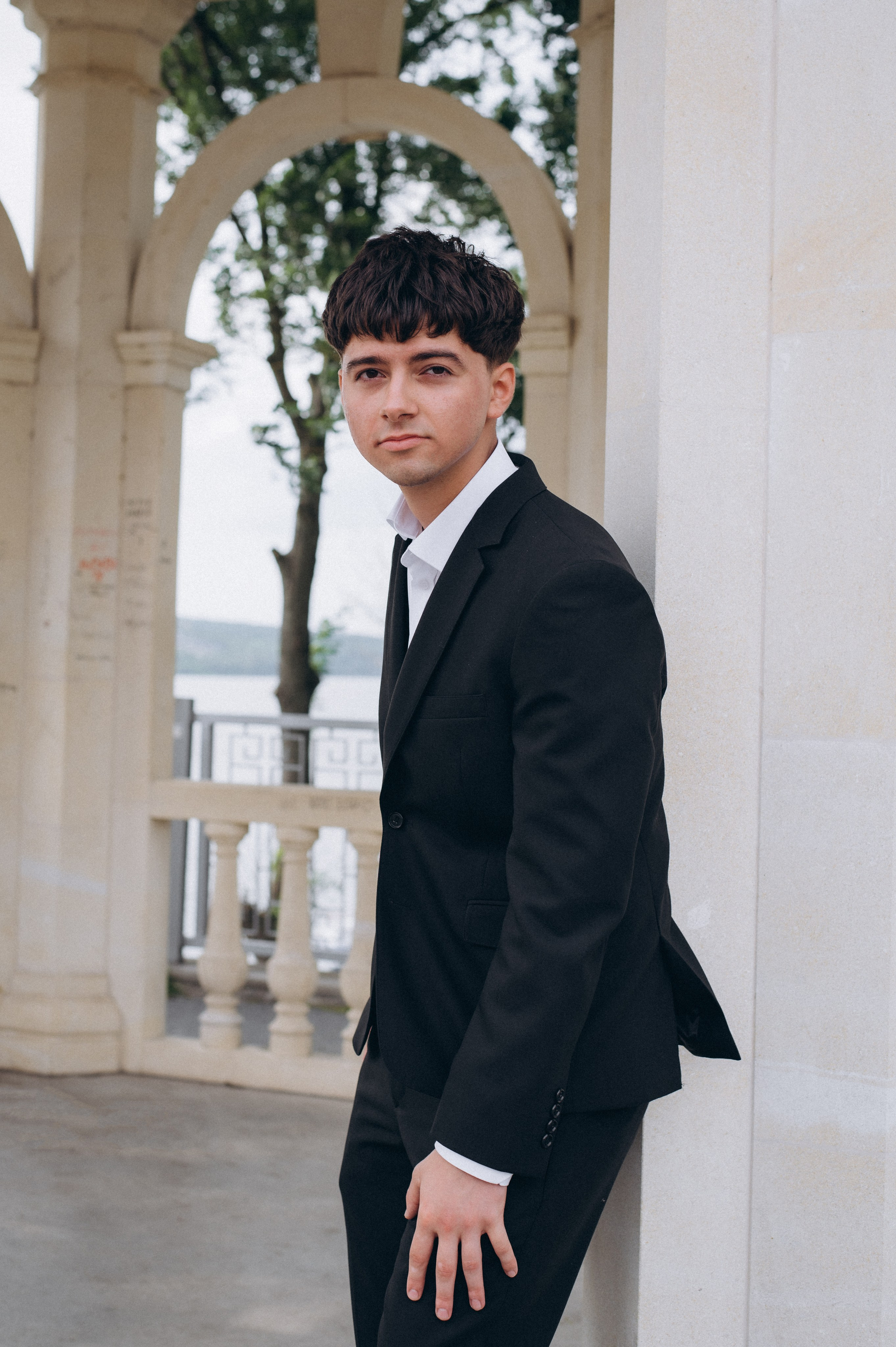 Випускники 2025, фотосесія випускного Тернопіль, фотосесія випускників Тернопіль, зйомка випускного, фотосесія випускного. Сімейний, дитячий та індивідуальний фотограф в м. Тернопіль, м. Львів