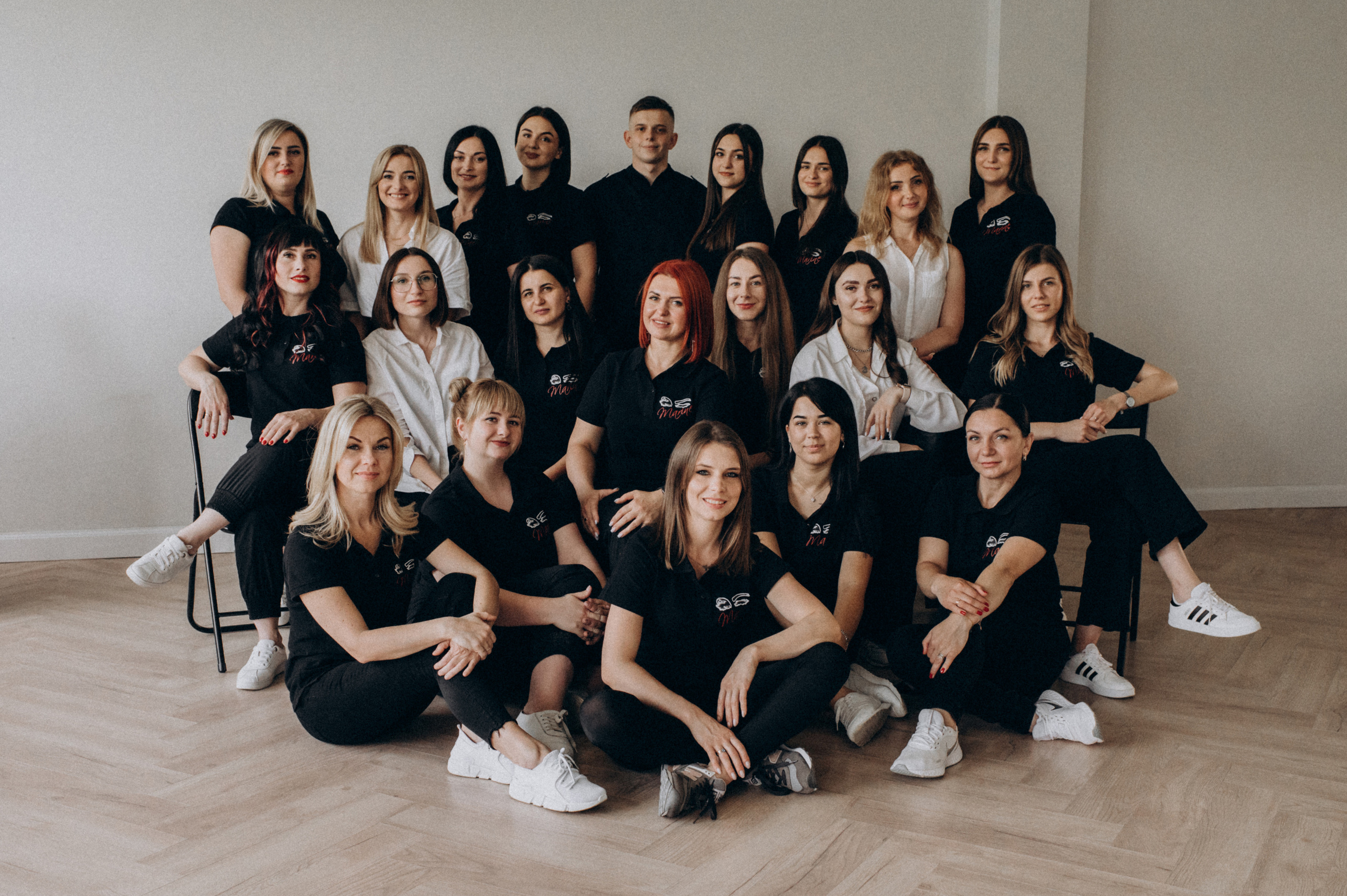 Зйомка персоналу Салону краси. Сімейний, дитячий та індивідуальний фотограф в м. Тернопіль, м. Львів