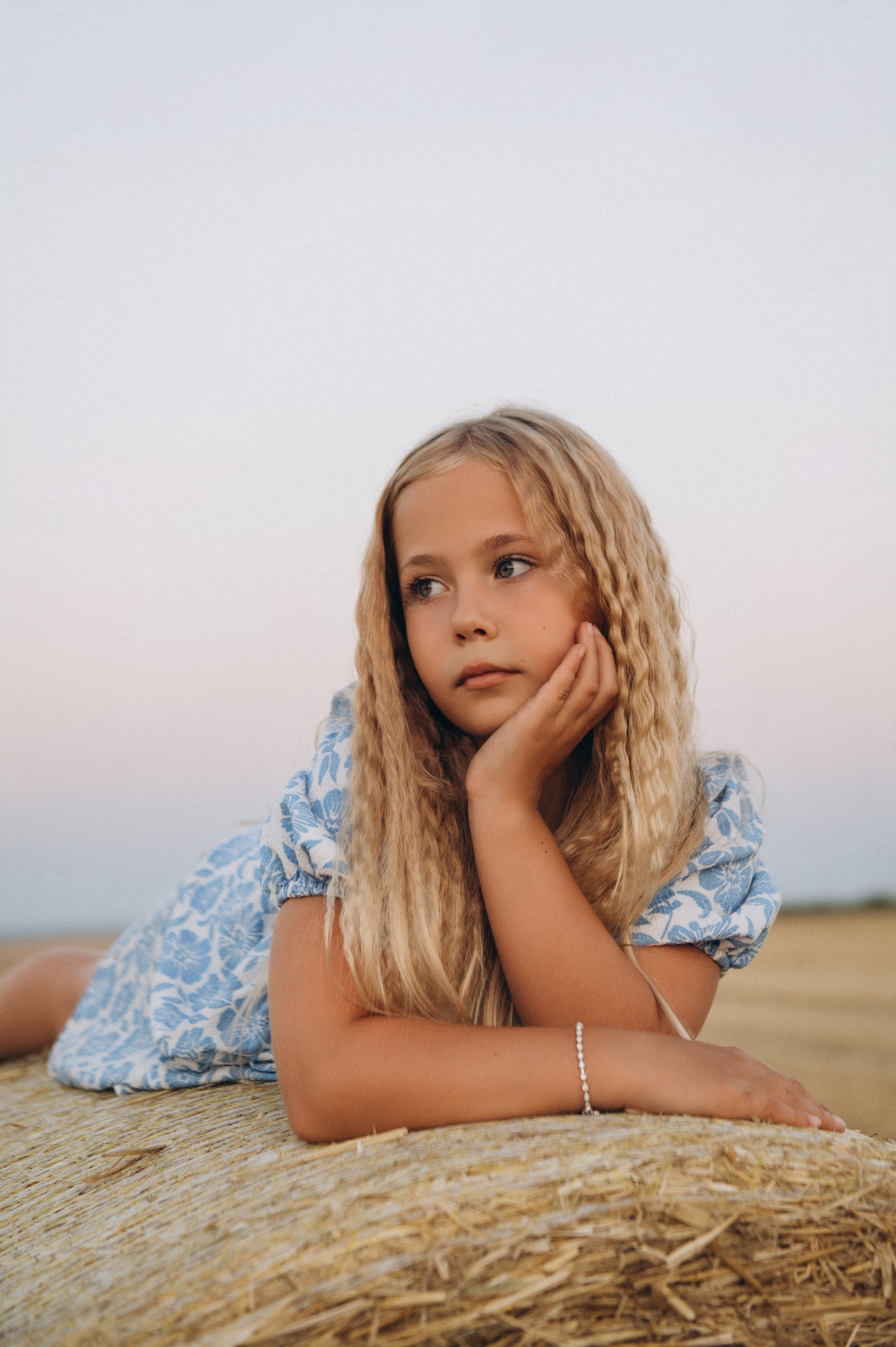 фотосесія в полі, фотосесія на природі, дитячий фотограф Тернопіль
