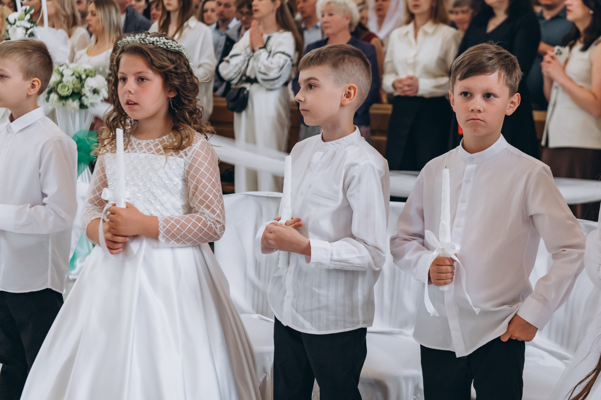 Фотосесія Причастя Тернопіль, зйомка Причастя, фотограф на Причастя Тернопіль, Причастя Львів, церква Петра і Павла. Сімейний, дитячий та індивідуальний фотограф в м. Тернопіль, м. Львів