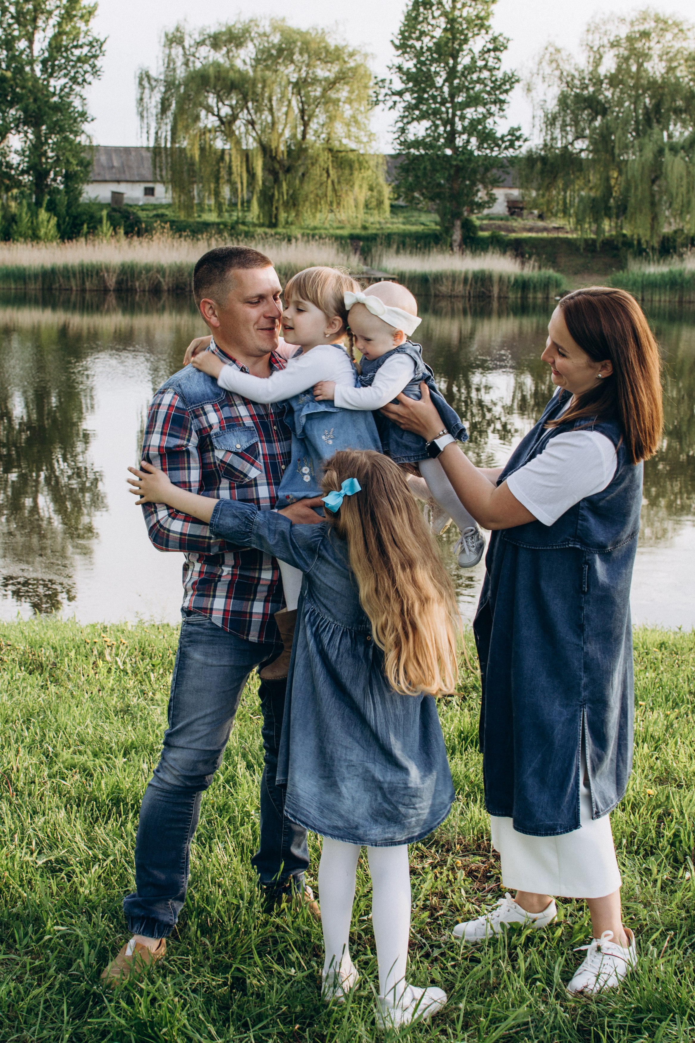 Сімейна фотосесія. Тарас, Тетяна, Орися, Яринка, Софія. Тернопільська обл. Сімейний, дитячий та індивідуальний фотограф в м. Тернопіль, м. Львів