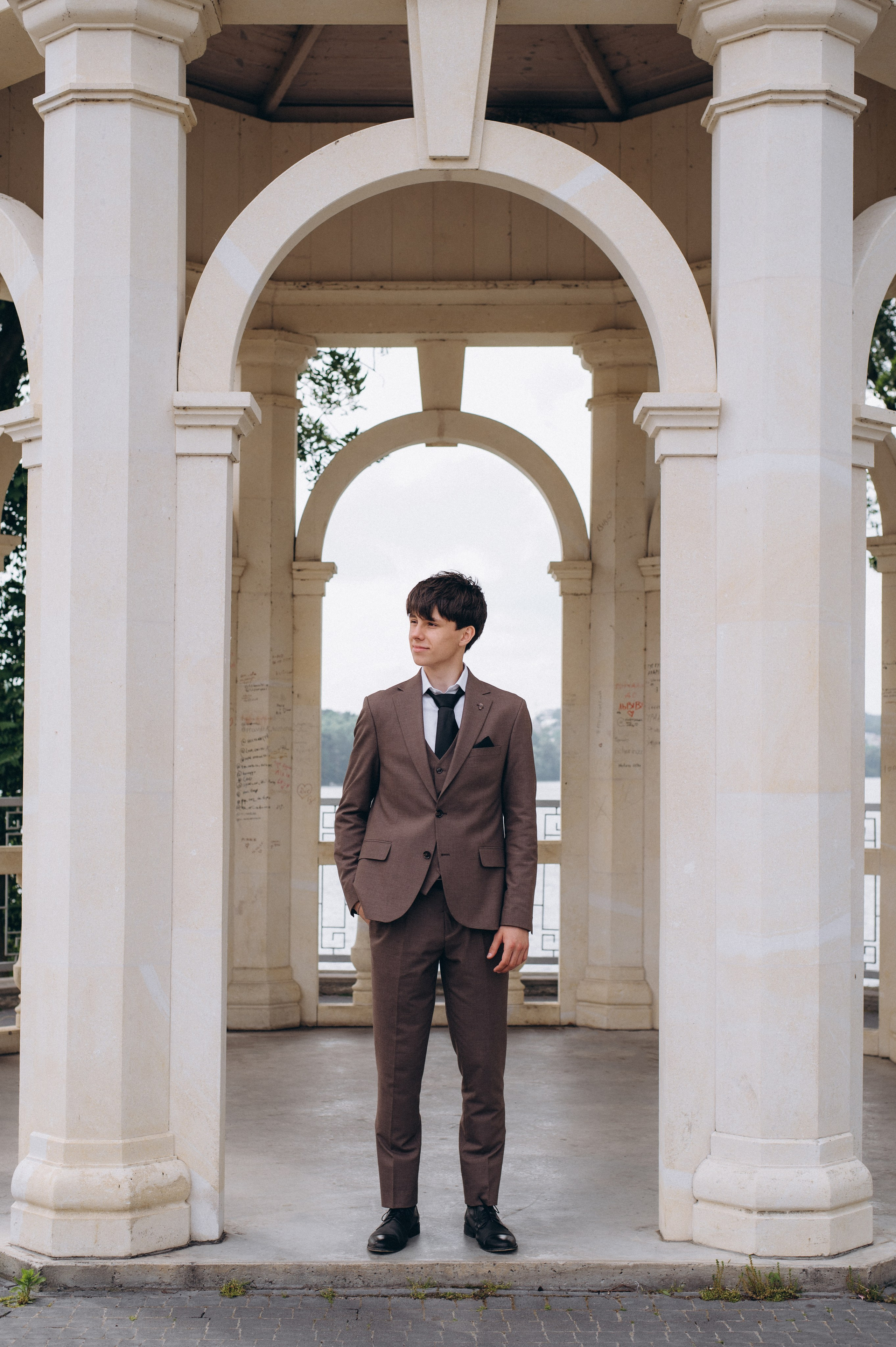 Випускники 2025, фотосесія випускного Тернопіль, фотосесія випускників Тернопіль, зйомка випускного, фотосесія випускного. Сімейний, дитячий та індивідуальний фотограф в м. Тернопіль, м. Львів