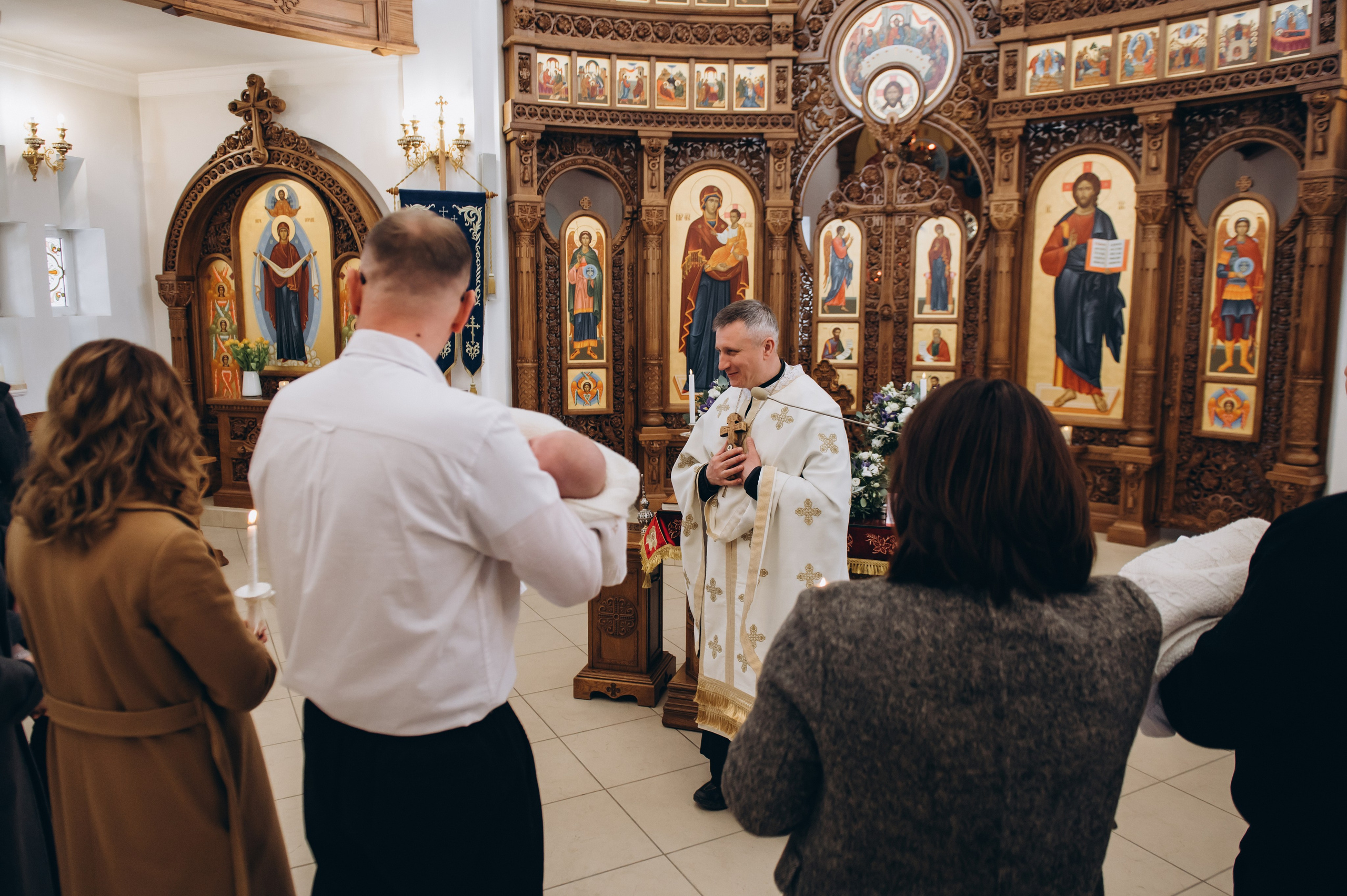 Фотосесія Хрещення Тернопіль, зйомка Хрестин Тернопіль, Храм Різдва Пресвятої Богородиці УГКЦ Тернопіль. Сімейний, дитячий та індивідуальний фотограф в м. Тернопіль, м. Львів