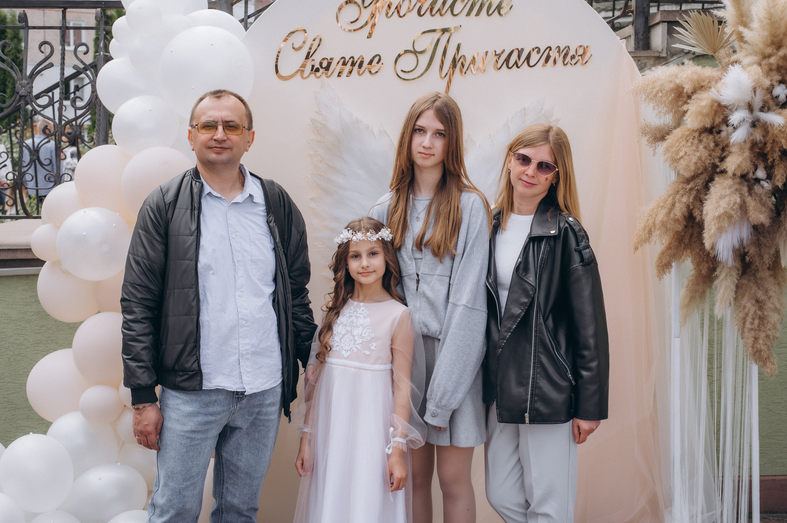 Фотосесія Причастя Тернопіль, зйомка Причастя, фотограф на Причастя Тернопіль, Причастя Львів, Причастя церква Михаїла Тернопіль. Сімейний, дитячий та індивідуальний фотограф в м. Тернопіль, м. Львів