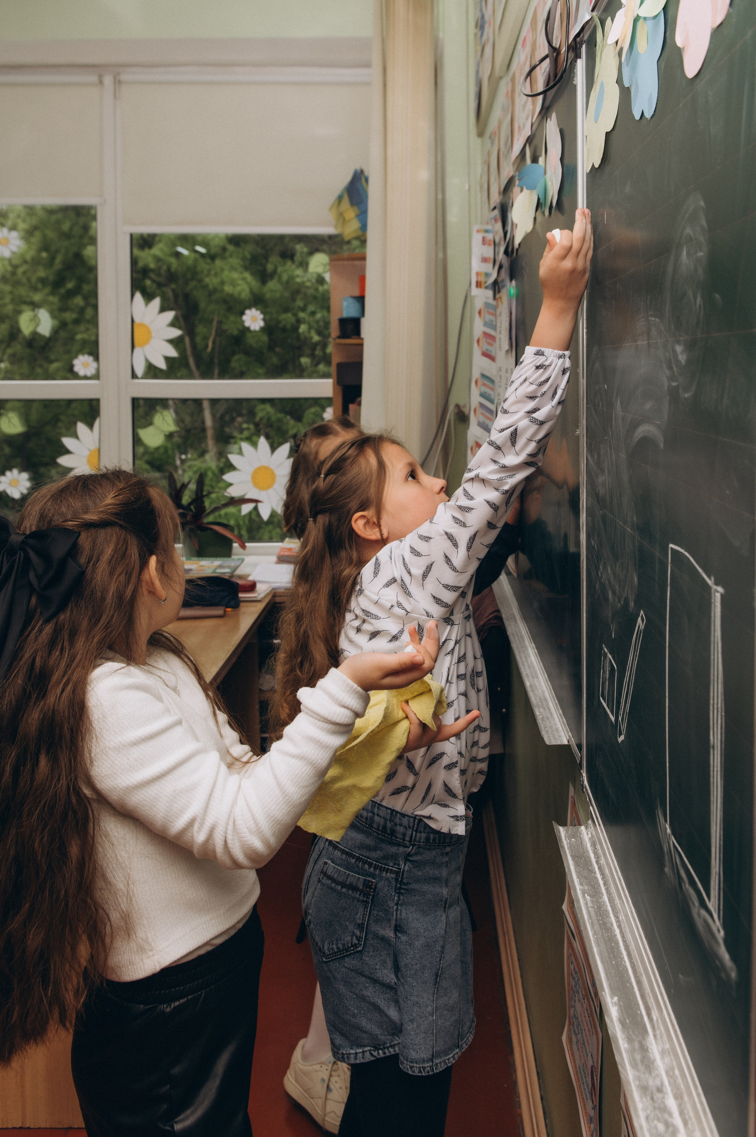 Шкільна фотосесія на віньєтки Тернопіль, фотосесія випускників Тернопіль, зйомка на віньєтки, шкільні фотоальбоми Тернопіль. Сімейний, дитячий та індивідуальний фотограф в м. Тернопіль, м. Львів