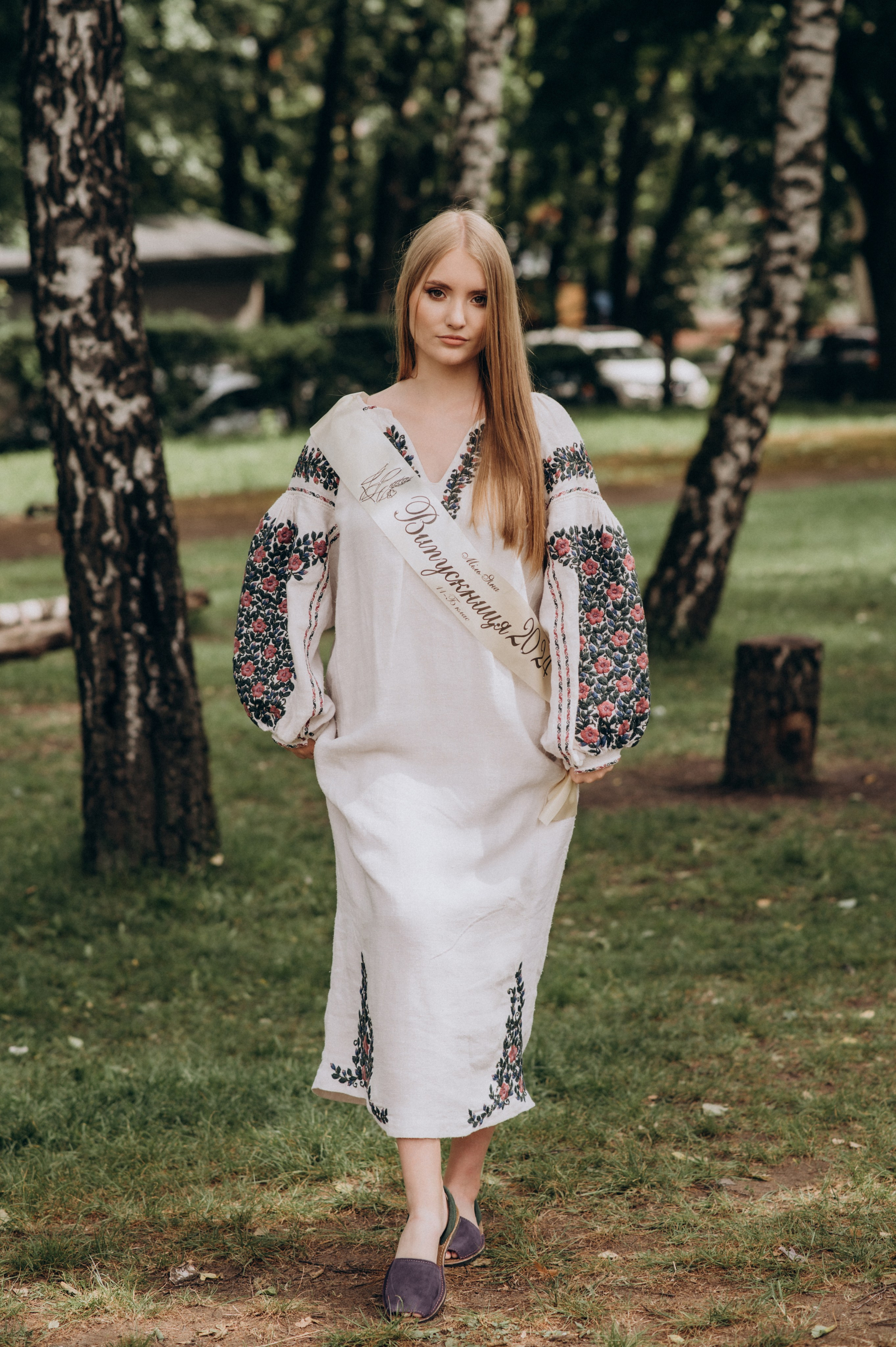 Фотосесія останнього дзвоника, фотосесія випускників Тернопіль, випускний 2024. Сімейний, дитячий та індивідуальний фотограф в м. Тернопіль, м. Львів