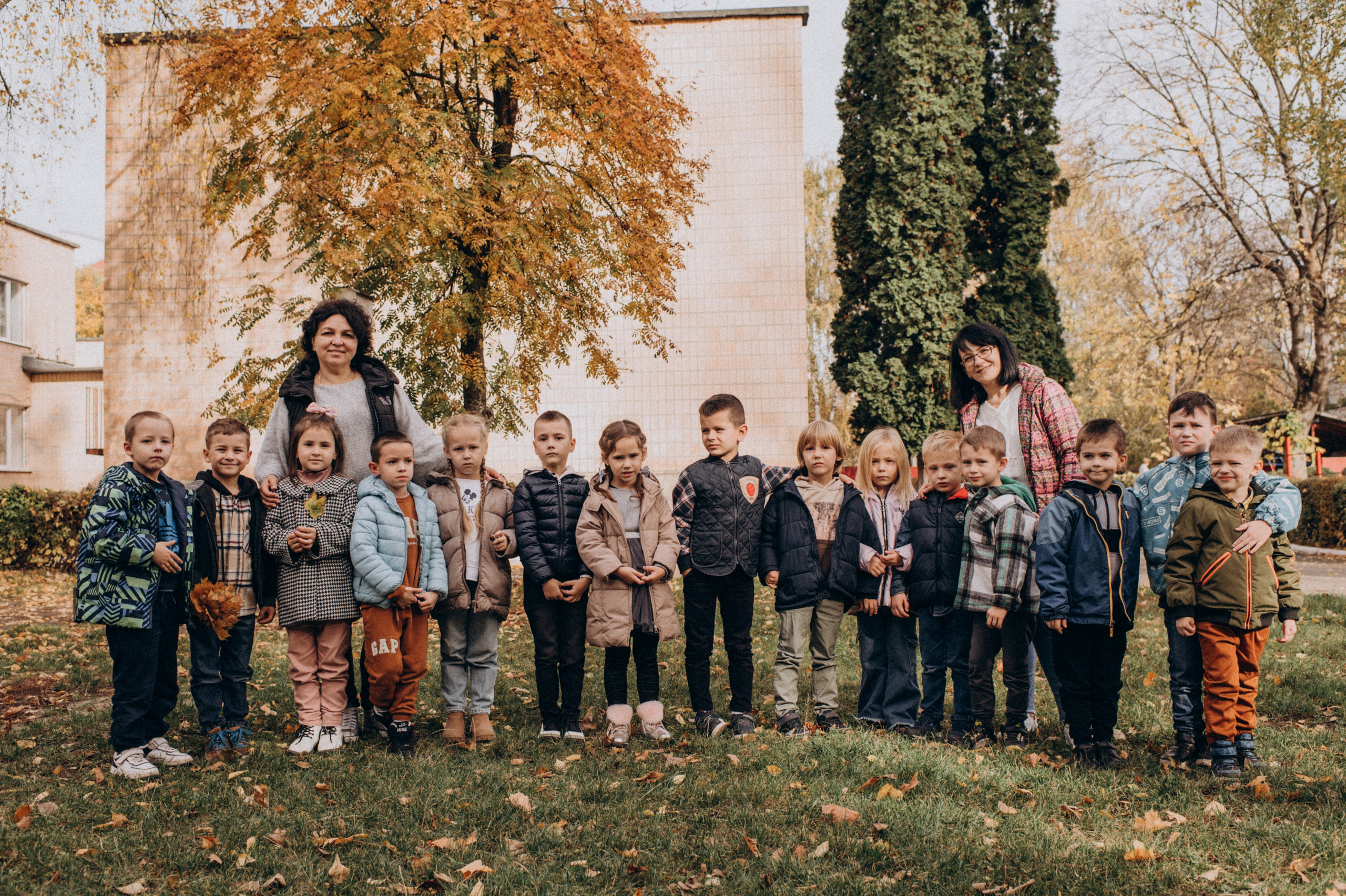 Фотосесія в дитячому садку, фотосесія на віньєтки, випускні фотоальбоми Тернопіль, шкільні фотоальбоми Тернопіль, зйомка випускного садочку. Сімейний, дитячий та індивідуальний фотограф в м. Тернопіль, м. Львів