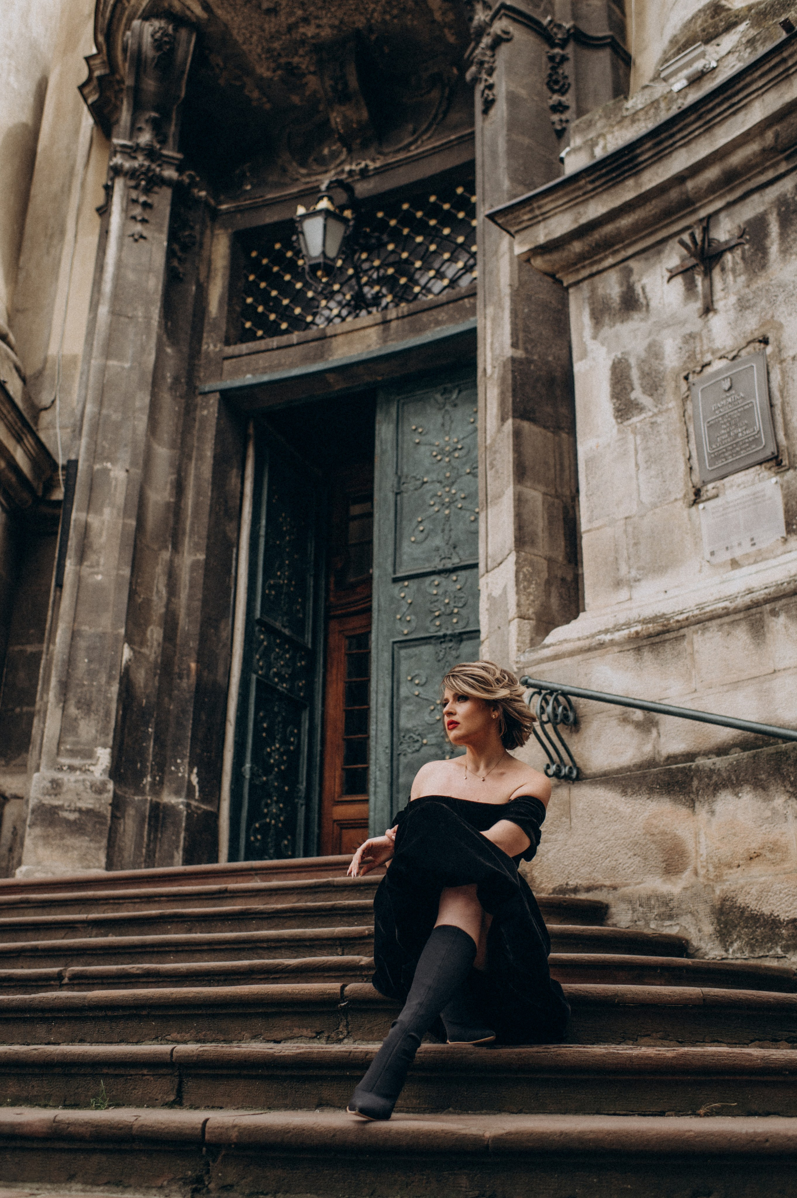 Фотосесія у м Львів індивідуальна вулична зйомка. Сімейний, дитячий та індивідуальний фотограф в м. Тернопіль, м. Львів