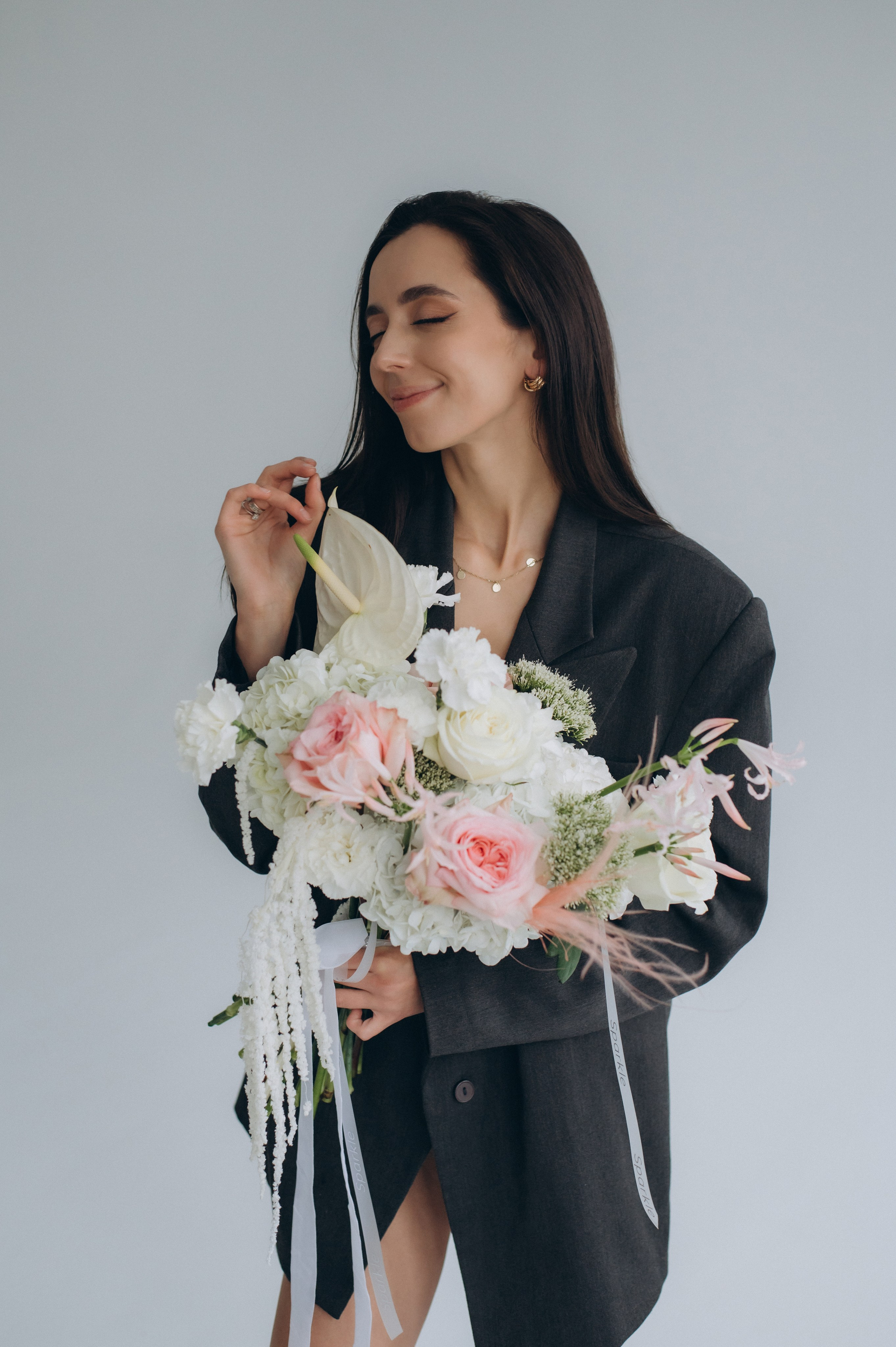 Індивідуальна фотосесія Тернопіль, квіткова крамниця Sparkle, портретна фотосесія Тернопіль, контентзйомка, портретний фотограф Тернопіль. Сімейний, дитячий та індивідуальний фотограф в м. Тернопіль, м. Львів