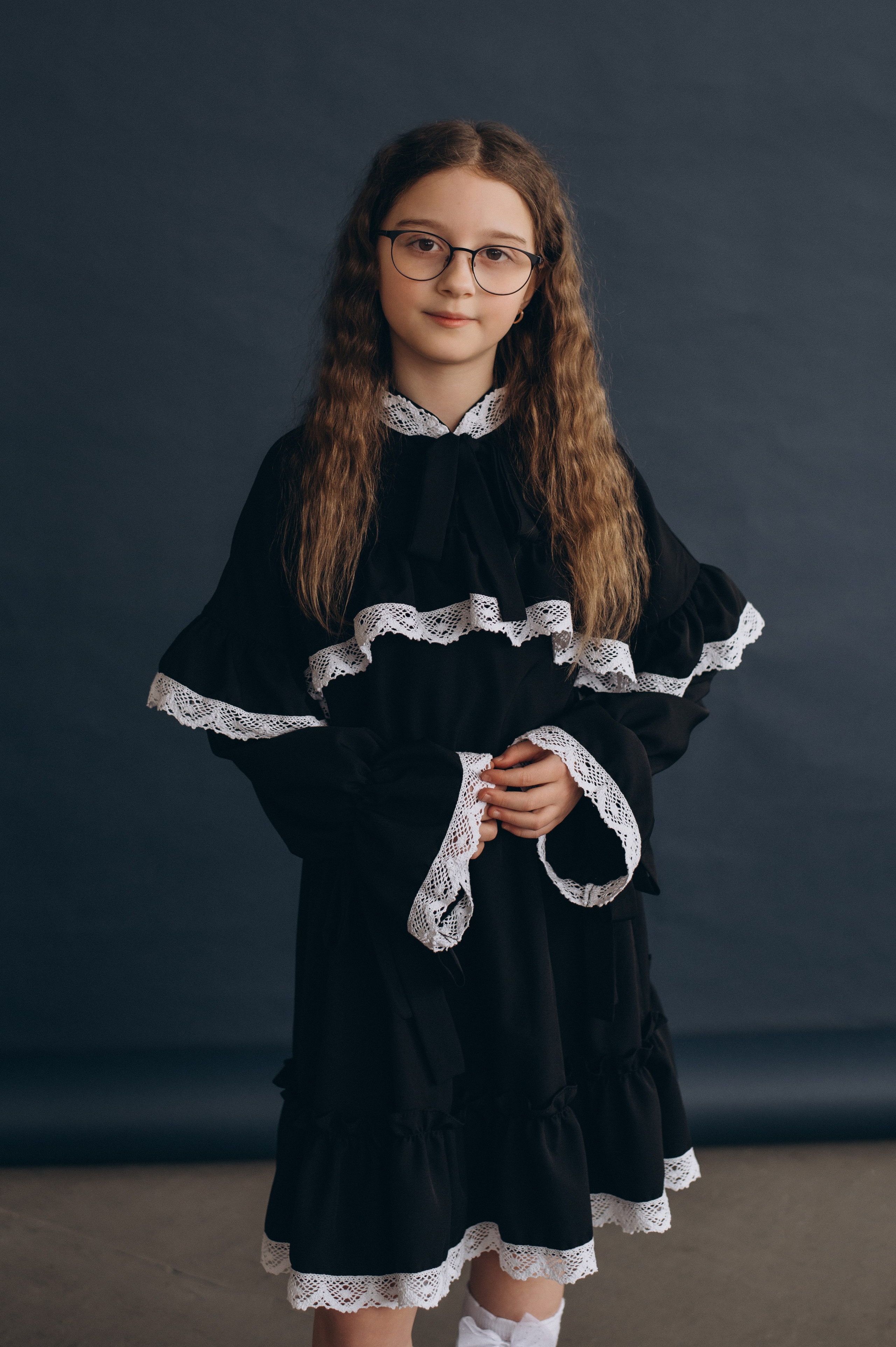 Фотосесія школярів у студії на шкільні фотоальбоми віньєтки Тернопіль, фотосесія випускників Тернопіль, шкільні фотокниги Тернопіль. Сімейний, дитячий та індивідуальний фотограф в м. Тернопіль, м. Львів