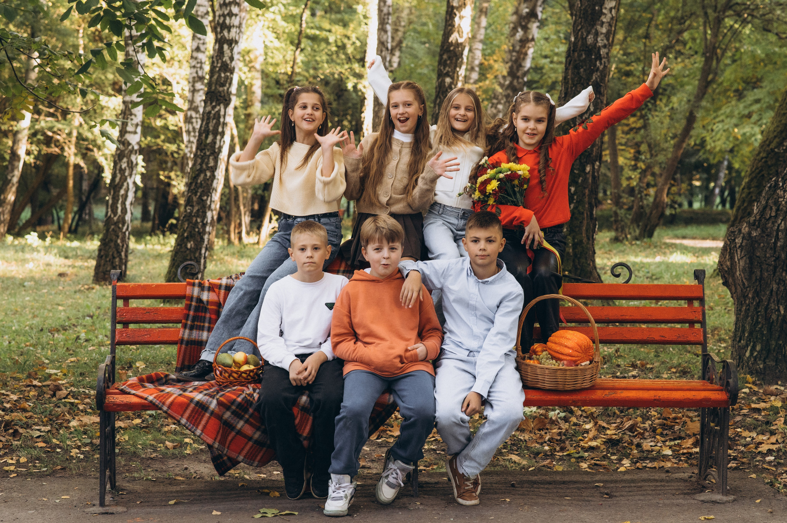 Шкільна фотосесія на віньєтки Тернопіль, шкільні альбоми, фотосесія випускників Тернопіль, випускний альбом, фотограф випускний Тернопіль. Сімейний, дитячий та індивідуальний фотограф в м. Тернопіль, м. Львів