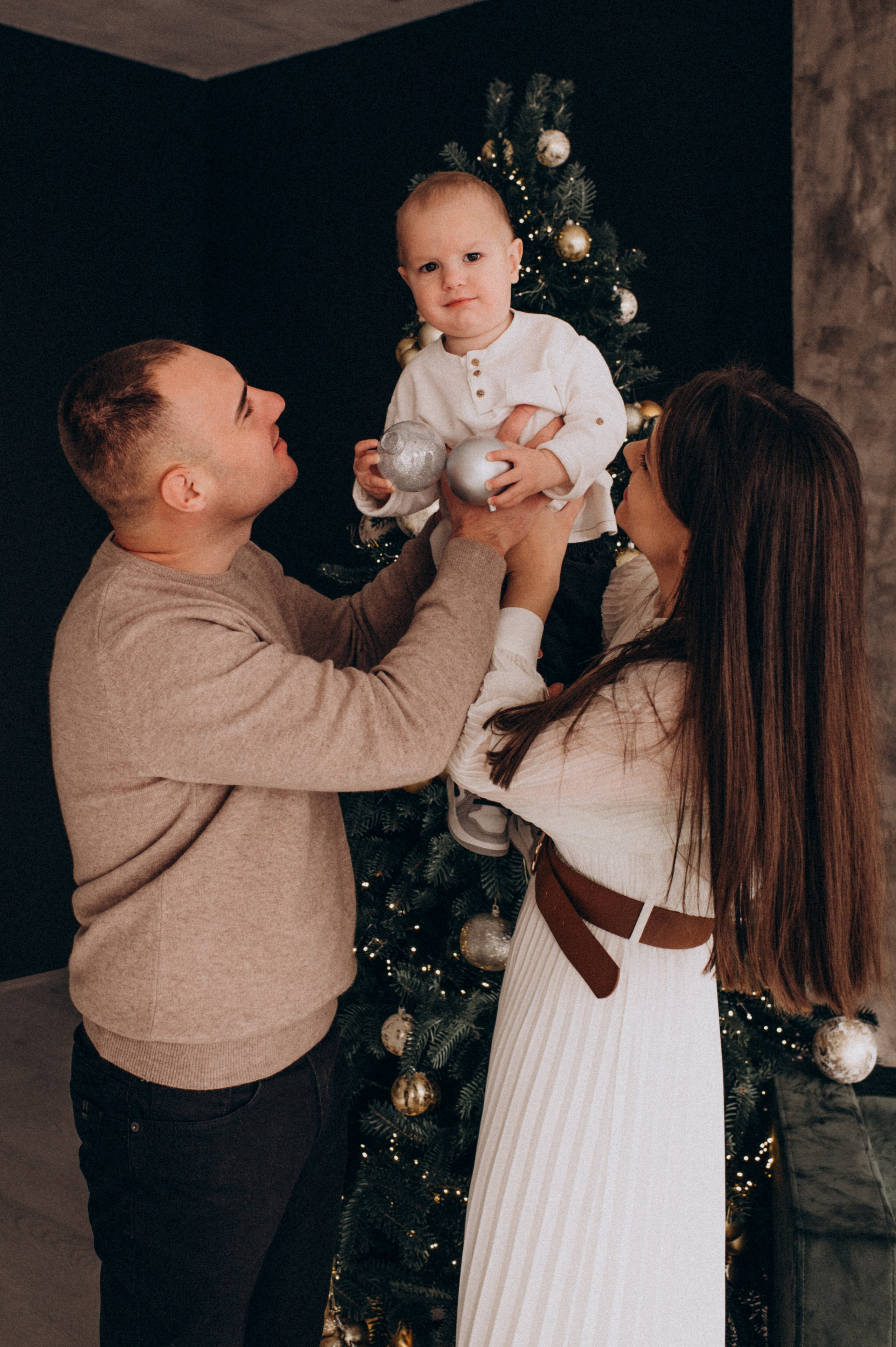 Новорічна фотосесія у студії, фотосесія Львів, сімейна фотосесія Тернопіль. Сімейний, дитячий та індивідуальний фотограф в м. Тернопіль, м. Львів